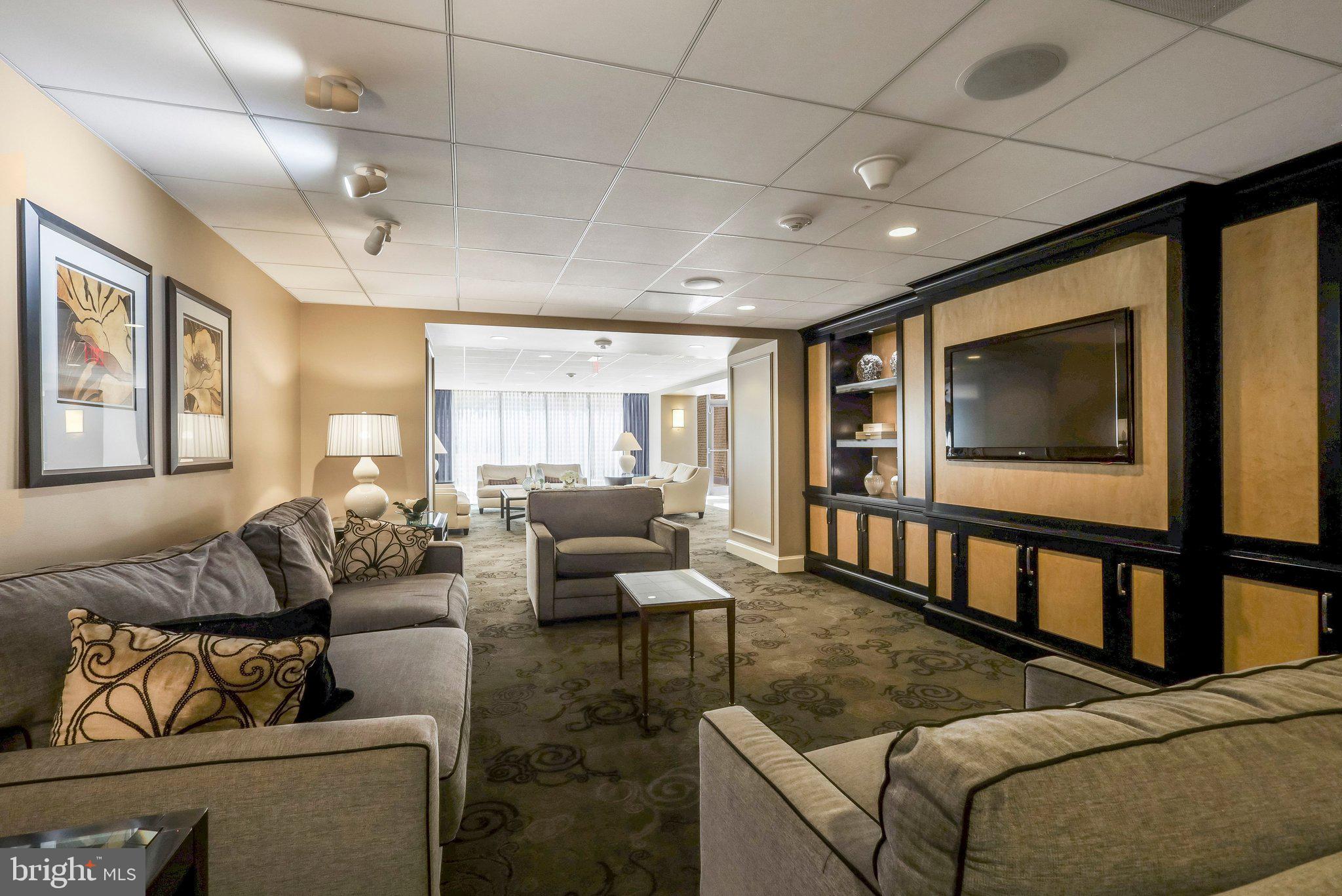 THE ELIZABETH - Residential