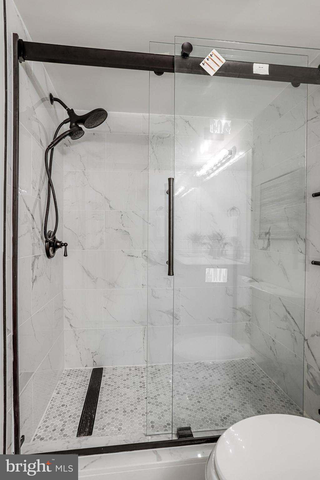 THE ELIZABETH - Residential