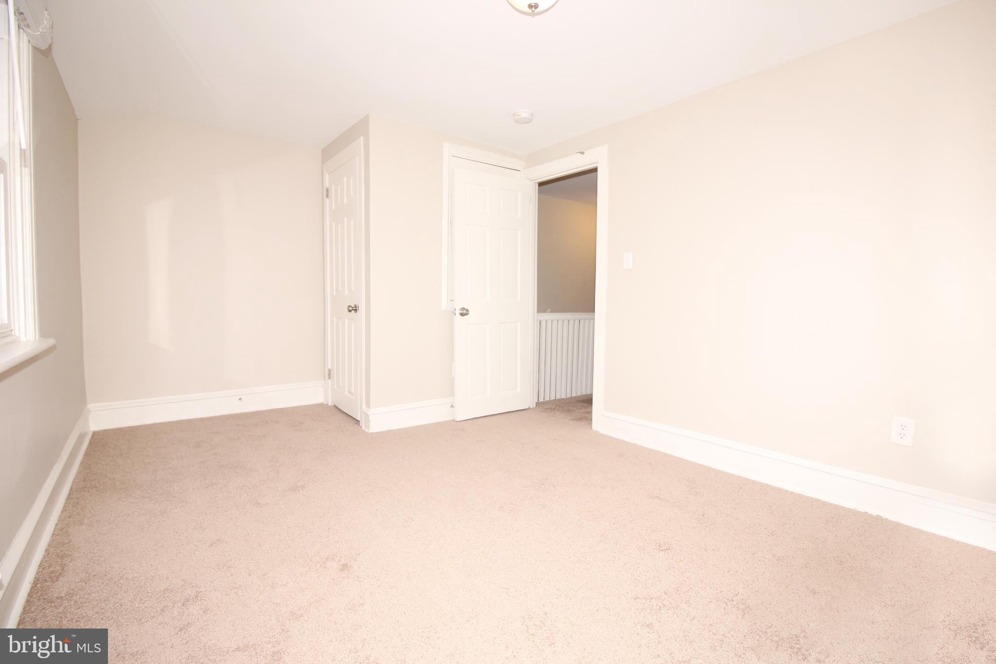 ELKINS PARK - Residential