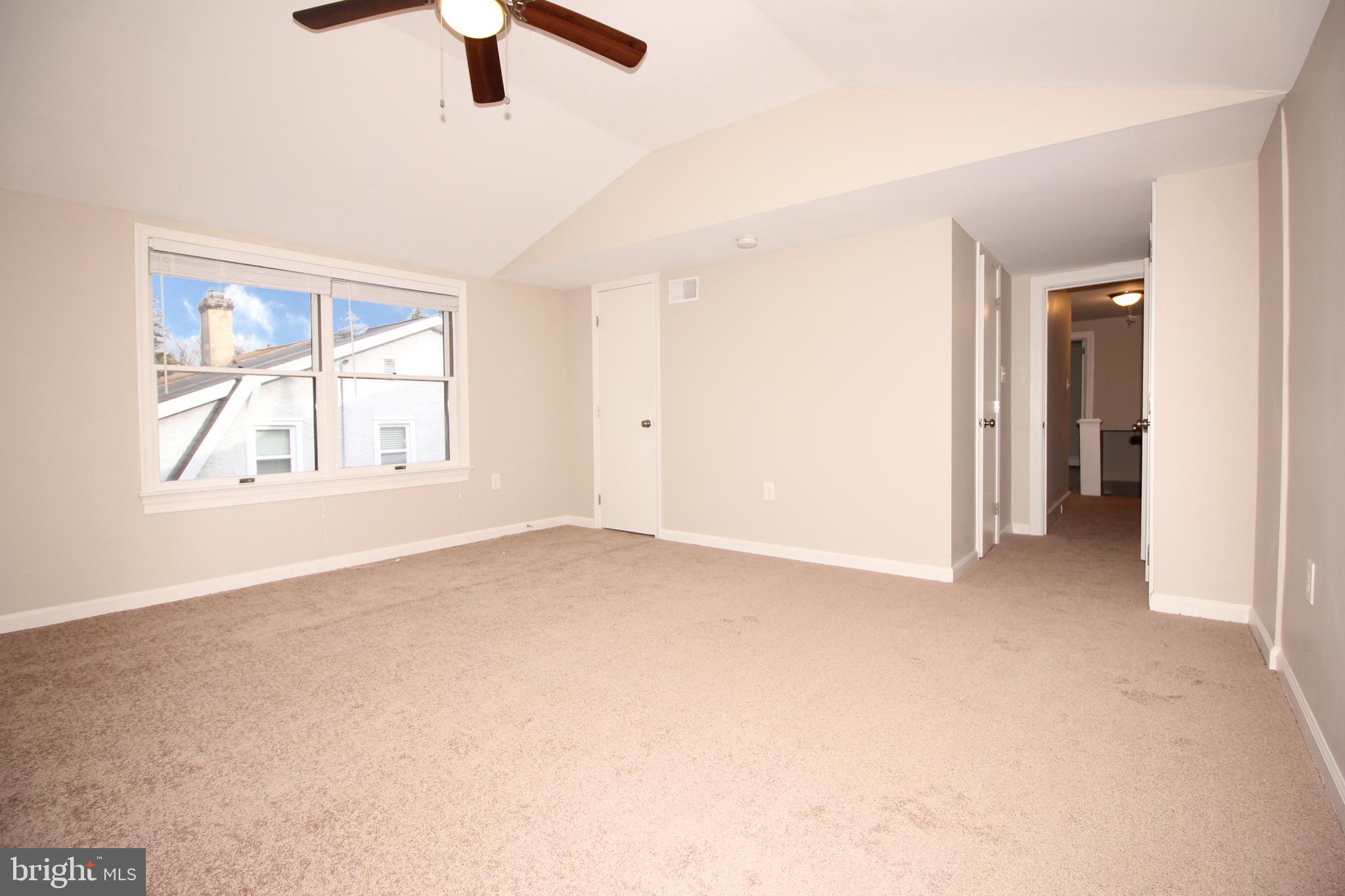 ELKINS PARK - Residential