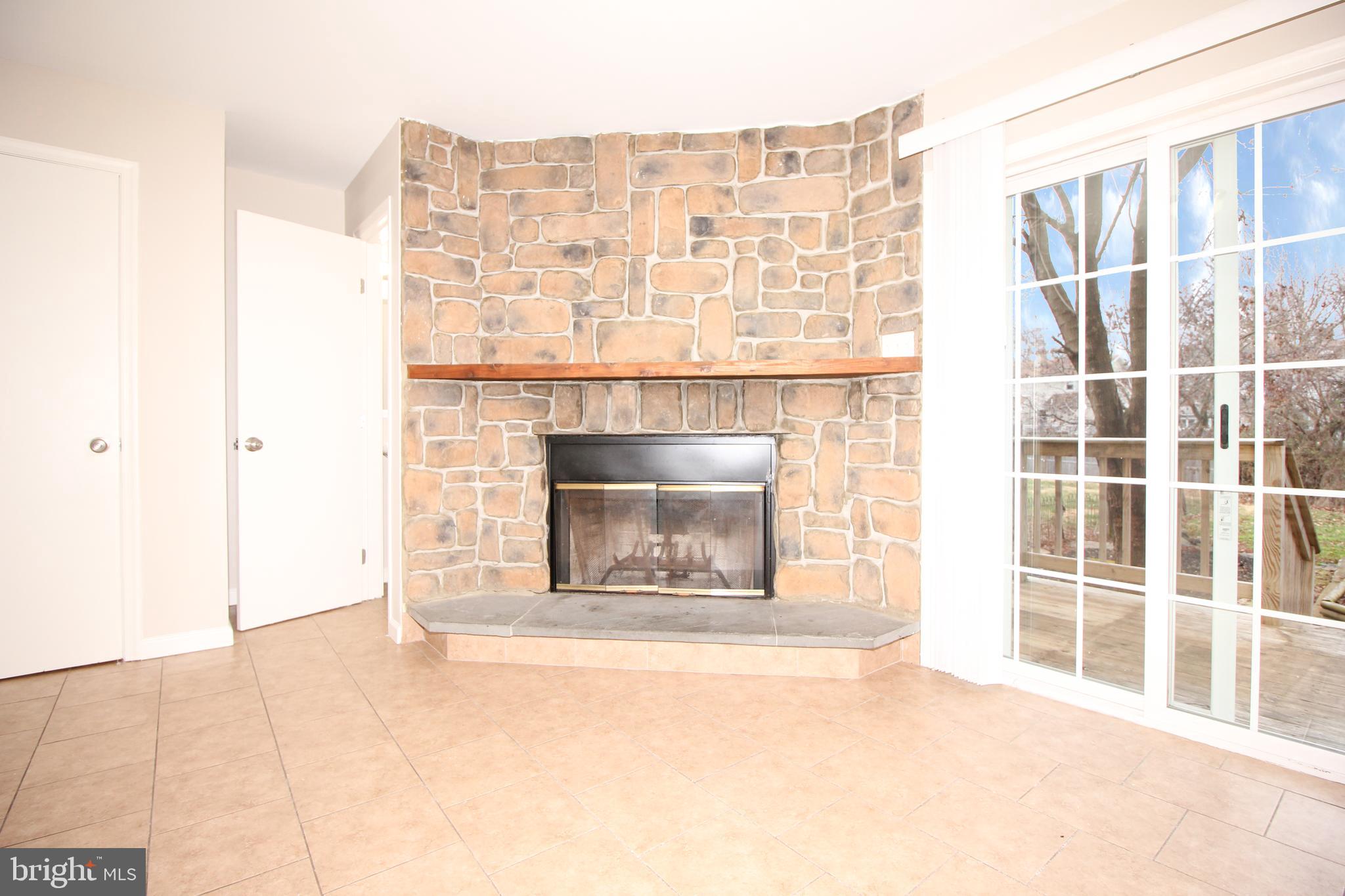 ELKINS PARK - Residential