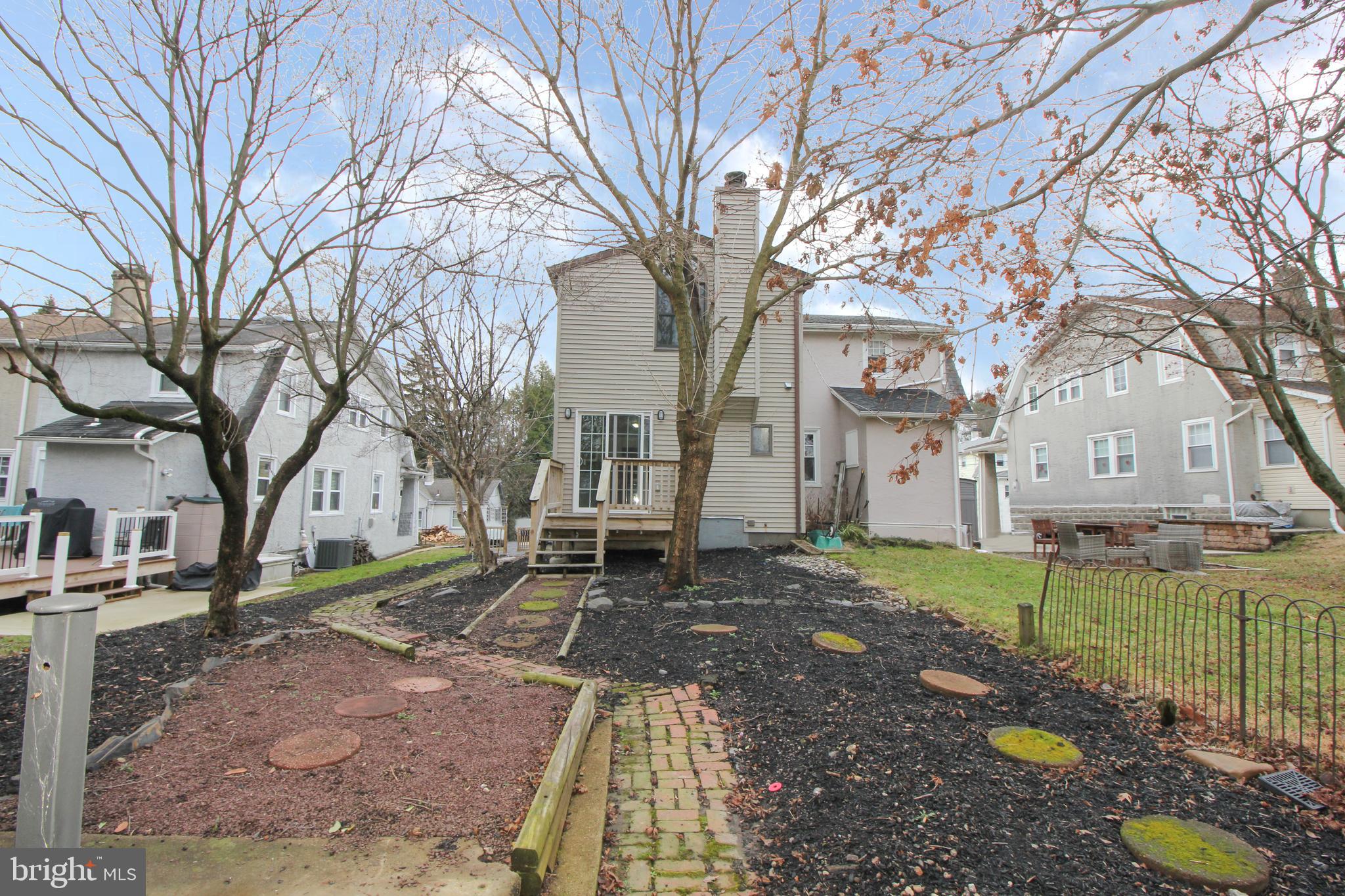 ELKINS PARK - Residential