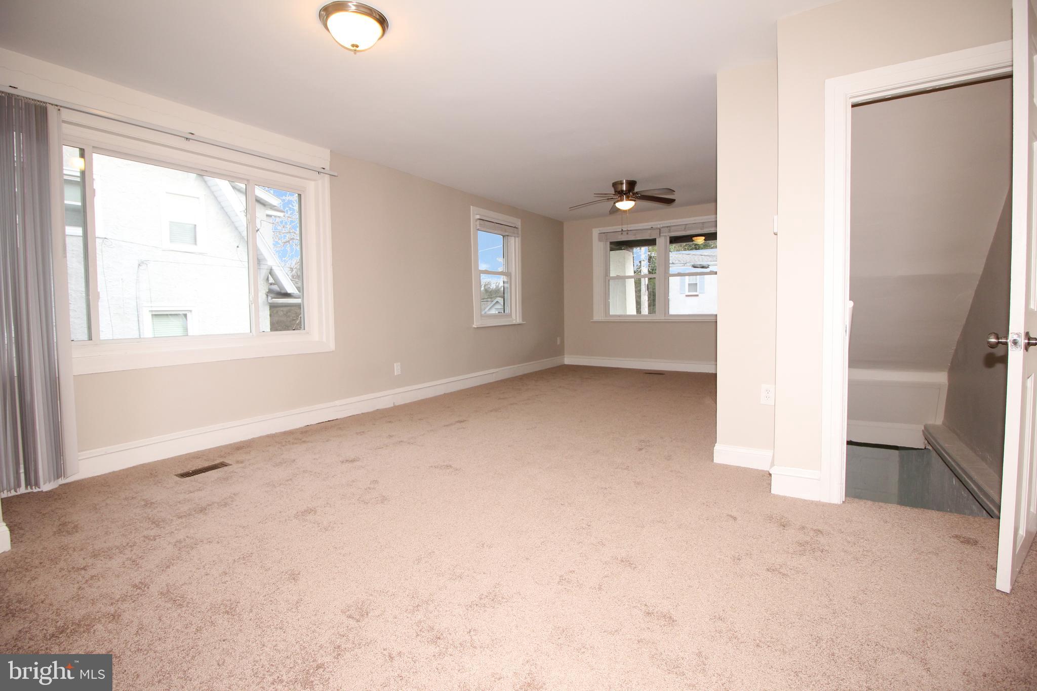 ELKINS PARK - Residential