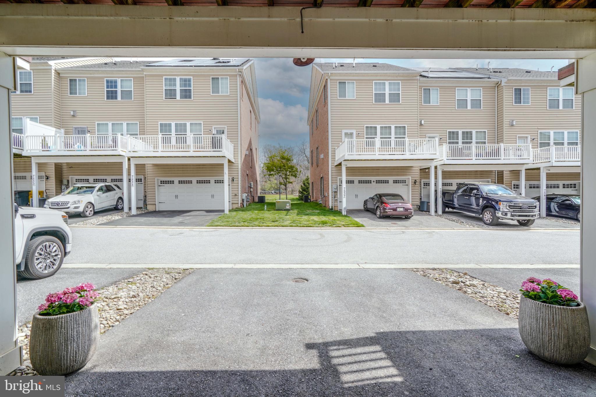 BUCKINGHAM - Residential