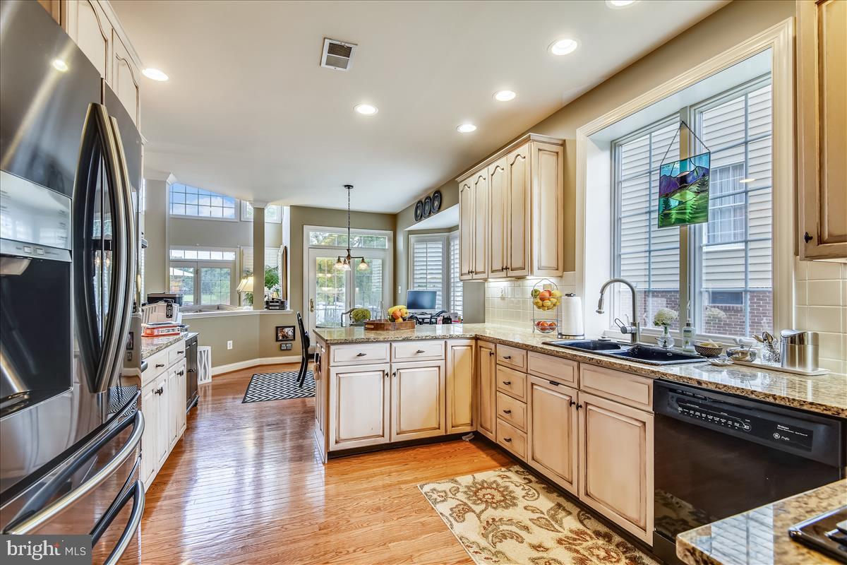 BELMONT COUNTRY CLUB - Residential