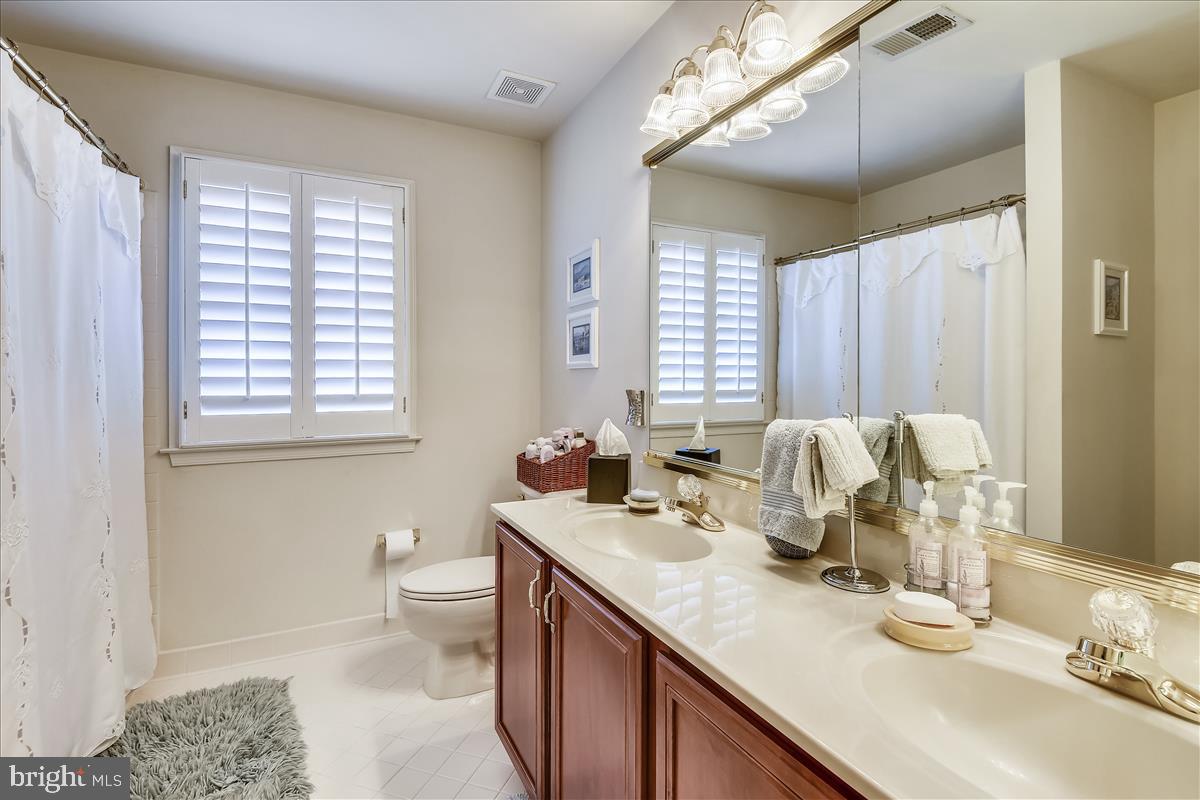 BELMONT COUNTRY CLUB - Residential