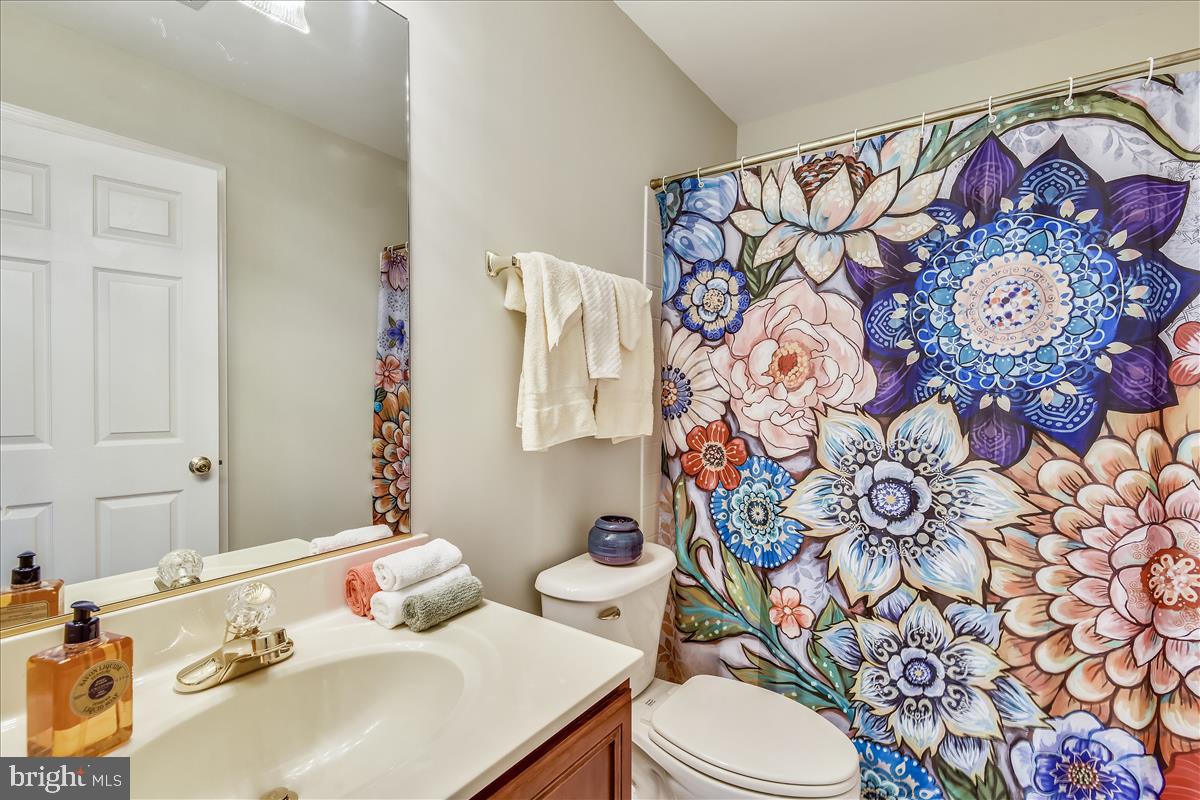 BELMONT COUNTRY CLUB - Residential