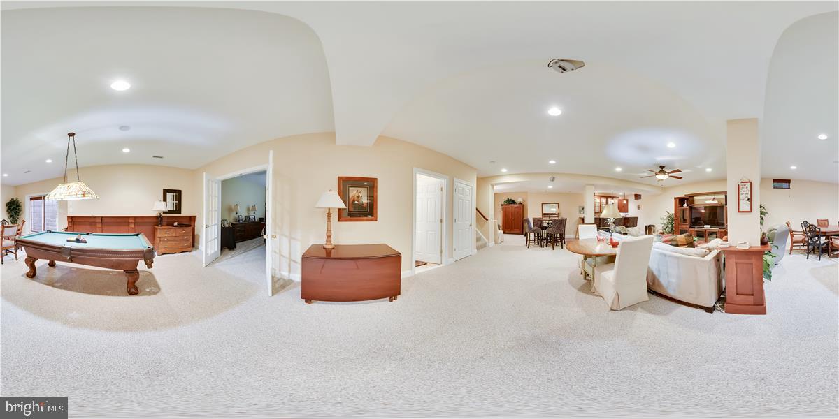 BELMONT COUNTRY CLUB - Residential