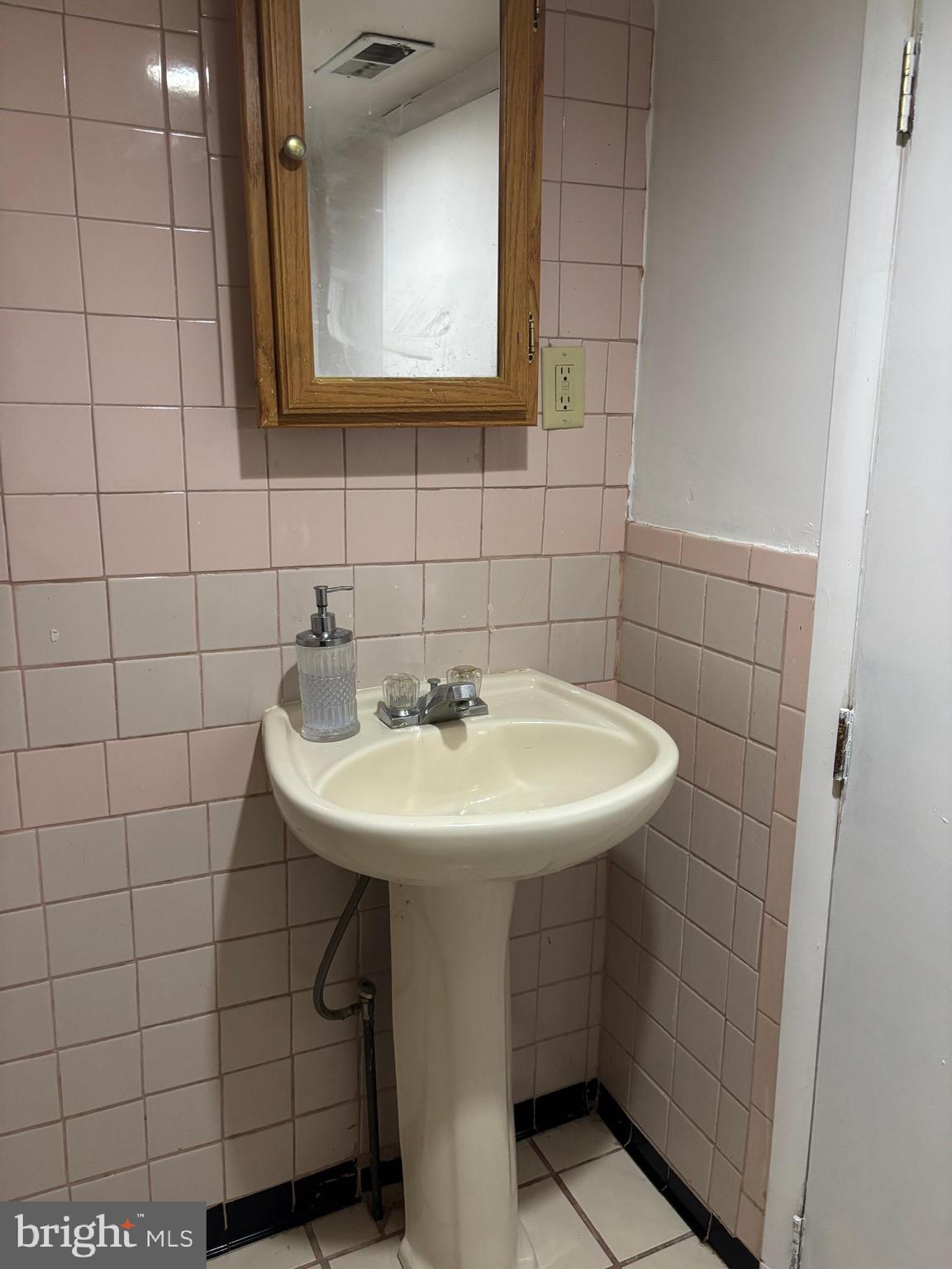 PARKVILLE - Residential