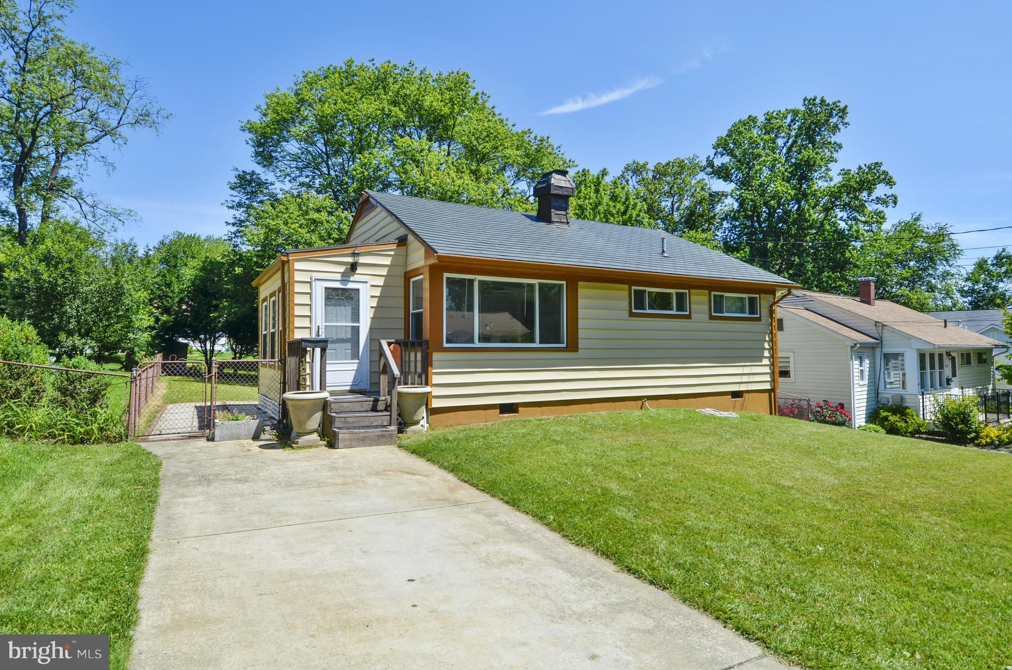 ROCKCREST - Residential