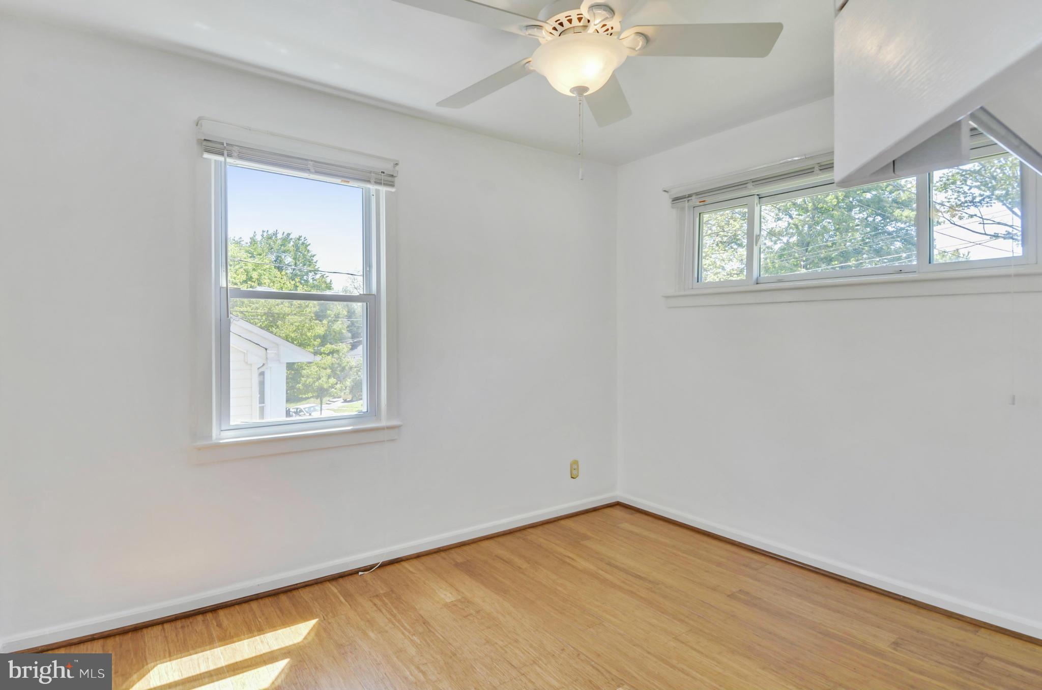 ROCKCREST - Residential