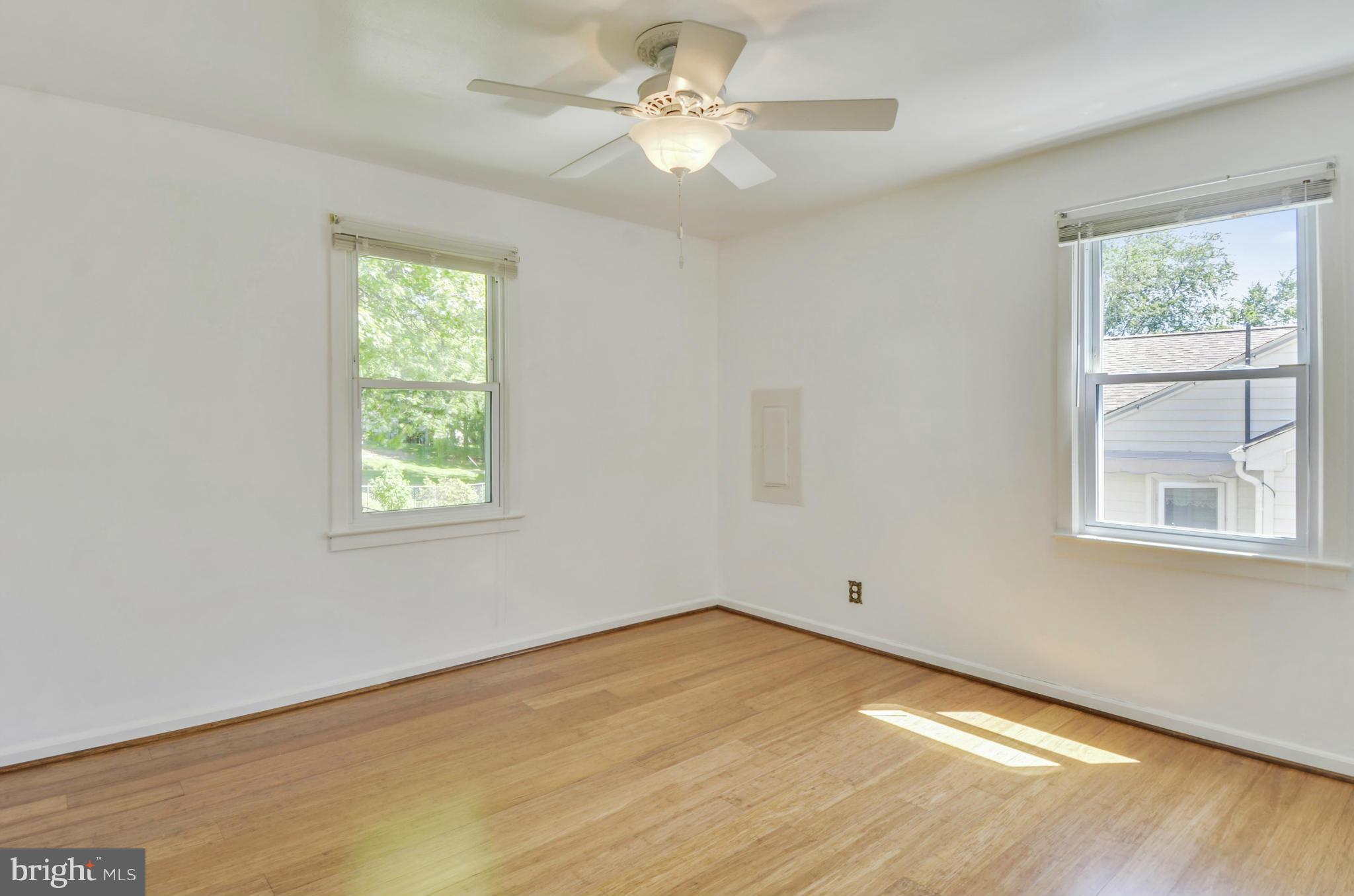 ROCKCREST - Residential