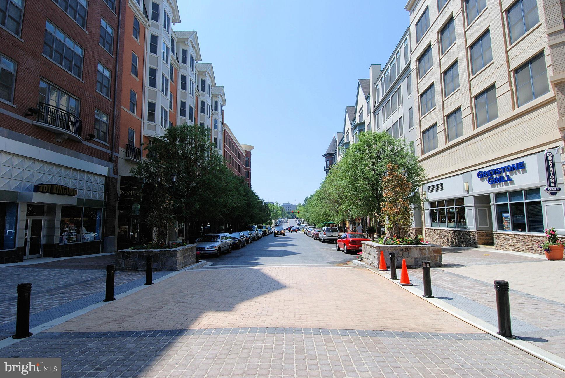 ROCKCREST - Residential