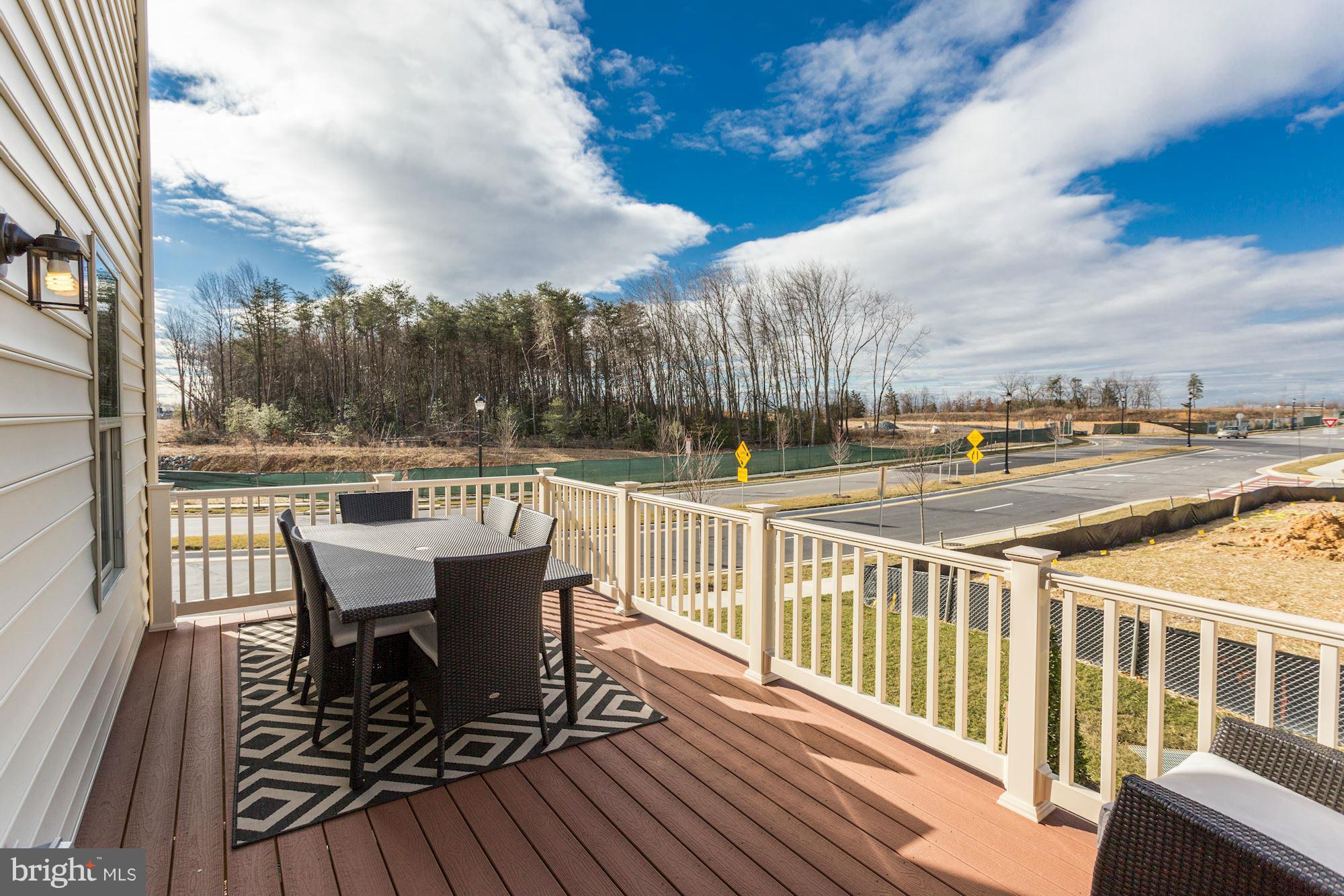 WESTSIDE - Residential