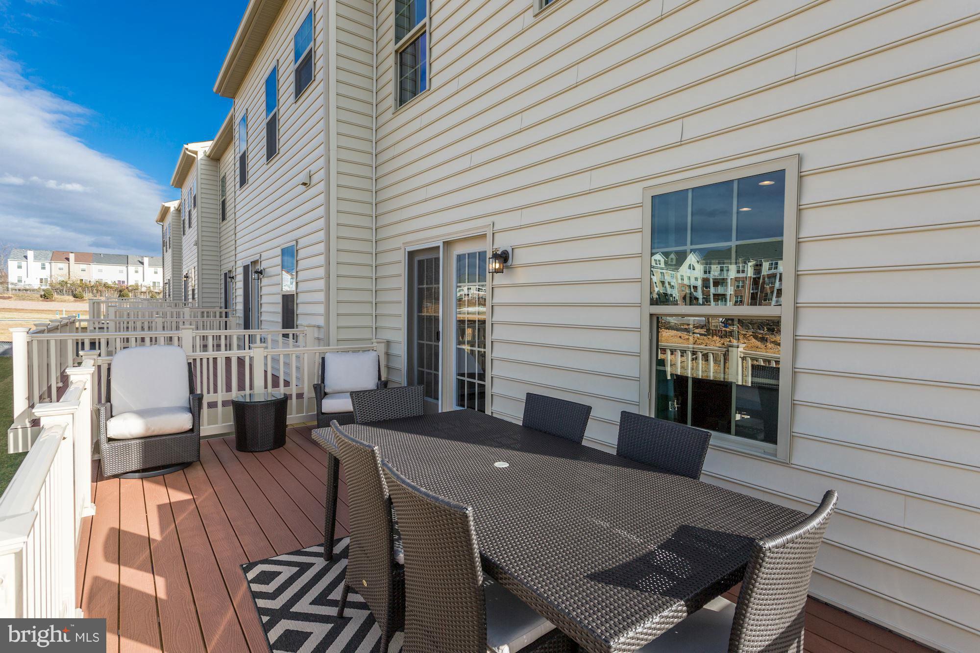 WESTSIDE - Residential