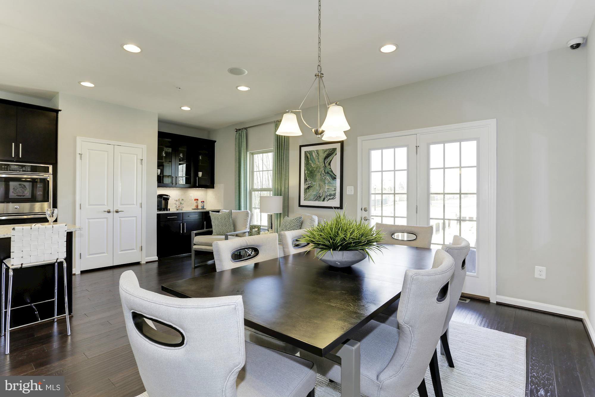 WESTSIDE - Residential