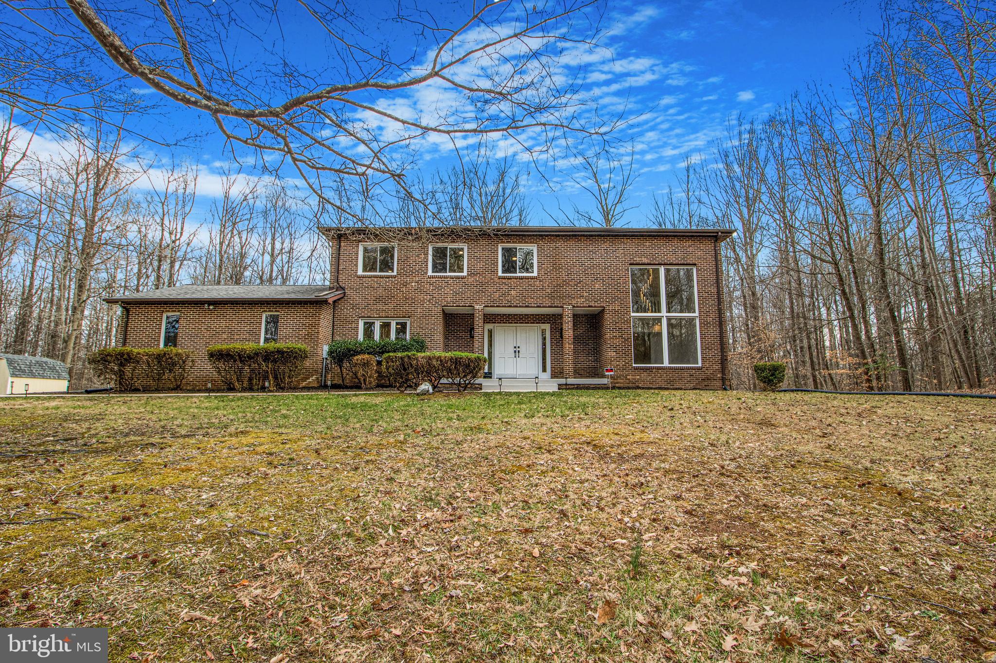 8009 POPLAR HILL DRIVE