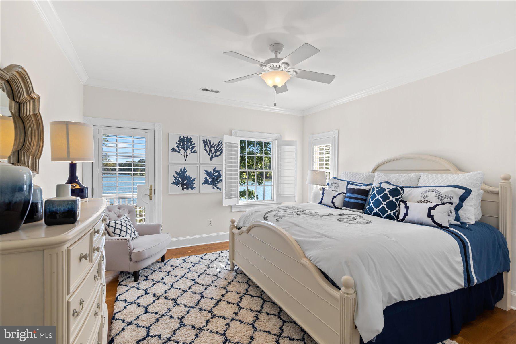 ROYAL OAK - Residential