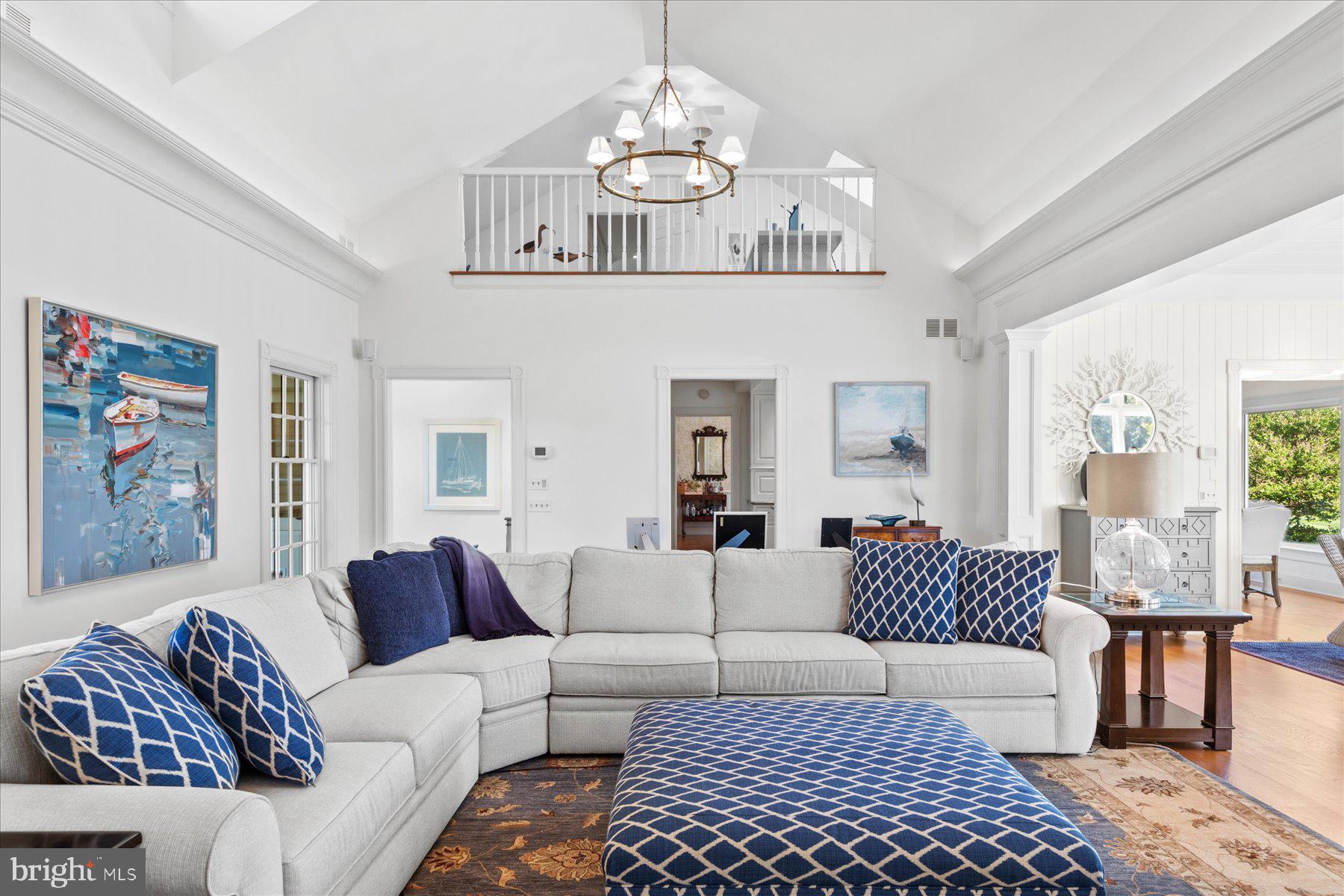 ROYAL OAK - Residential