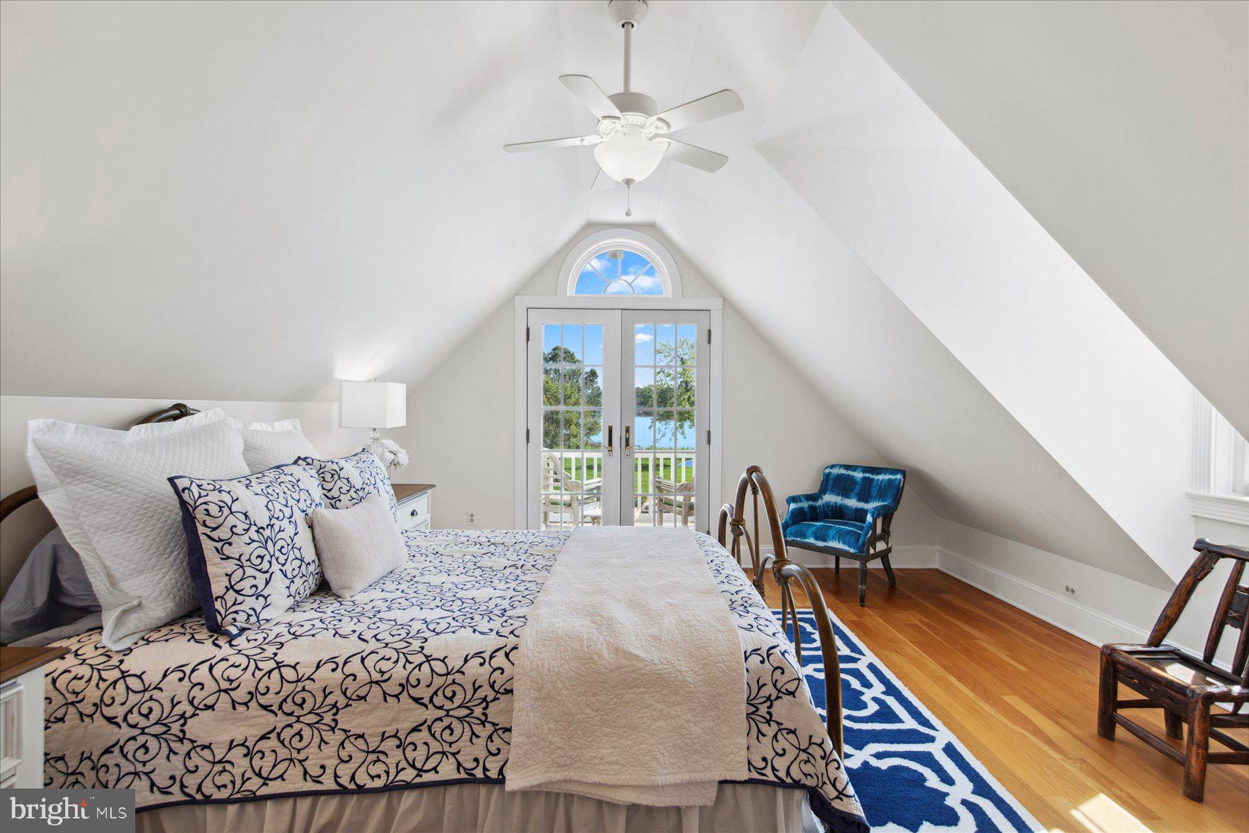 ROYAL OAK - Residential