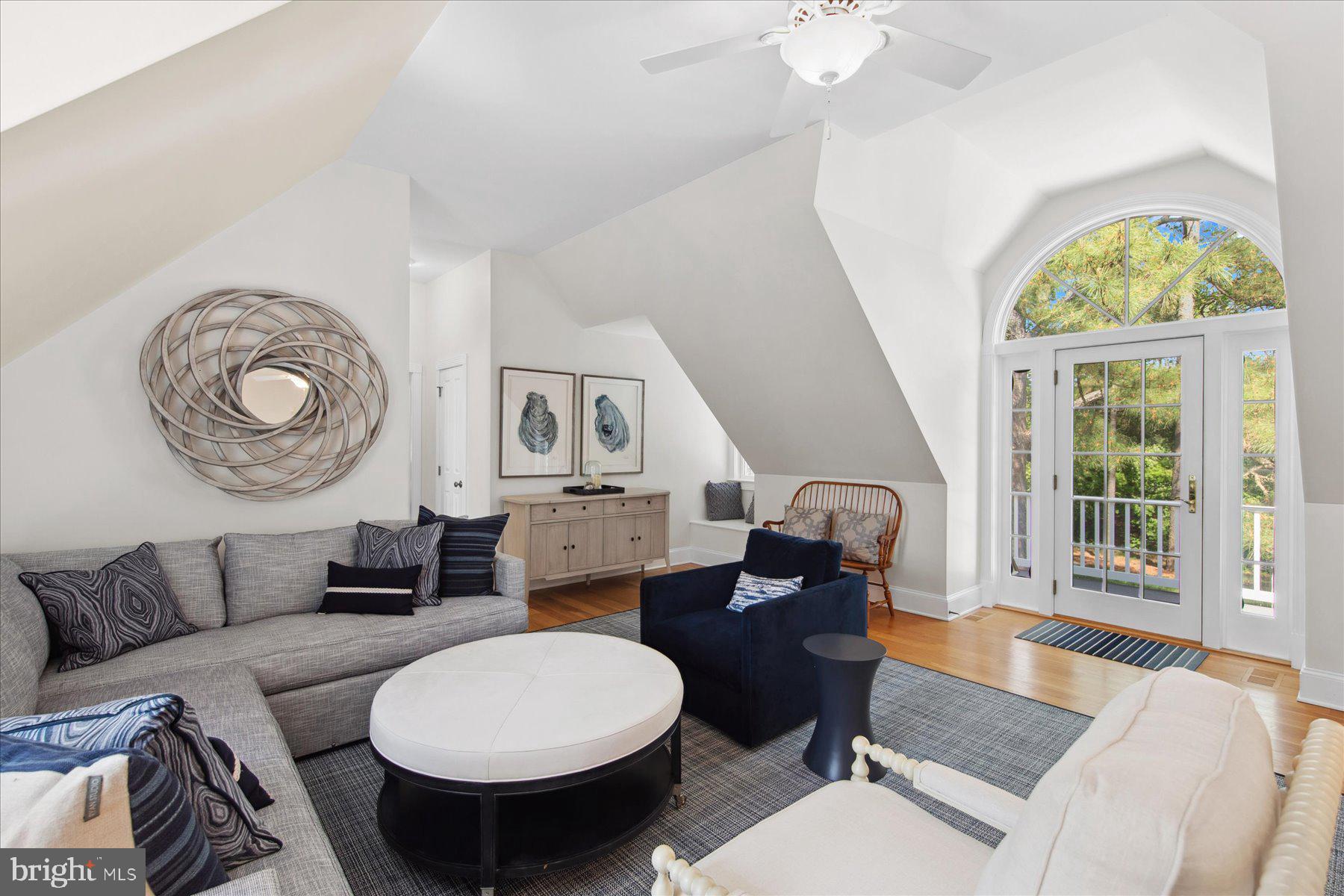 ROYAL OAK - Residential