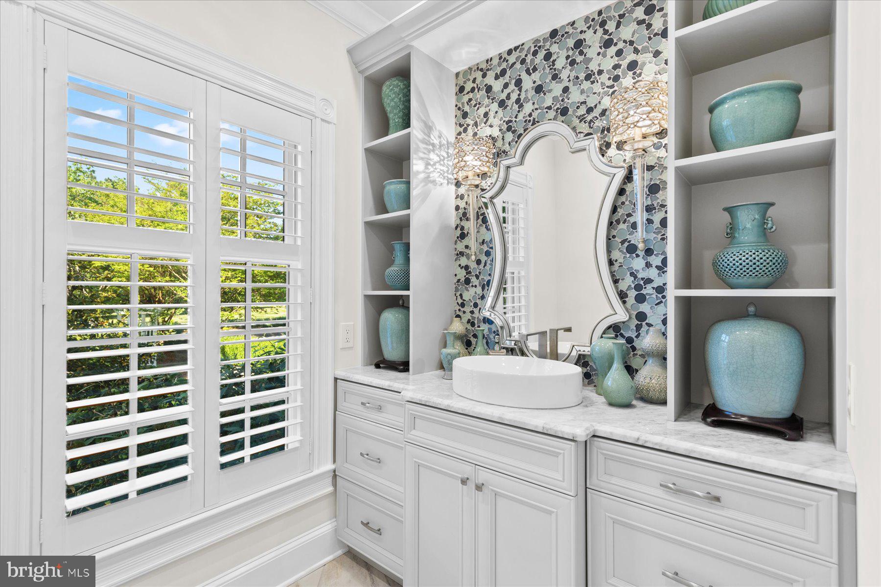 ROYAL OAK - Residential