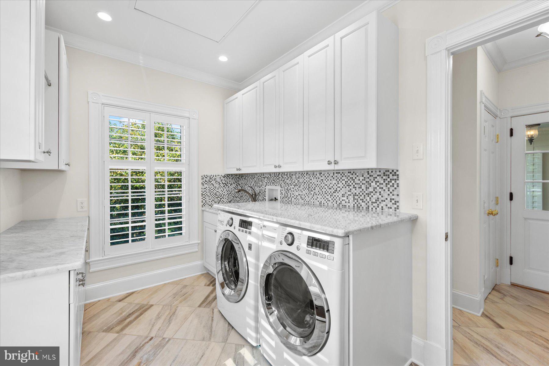 ROYAL OAK - Residential