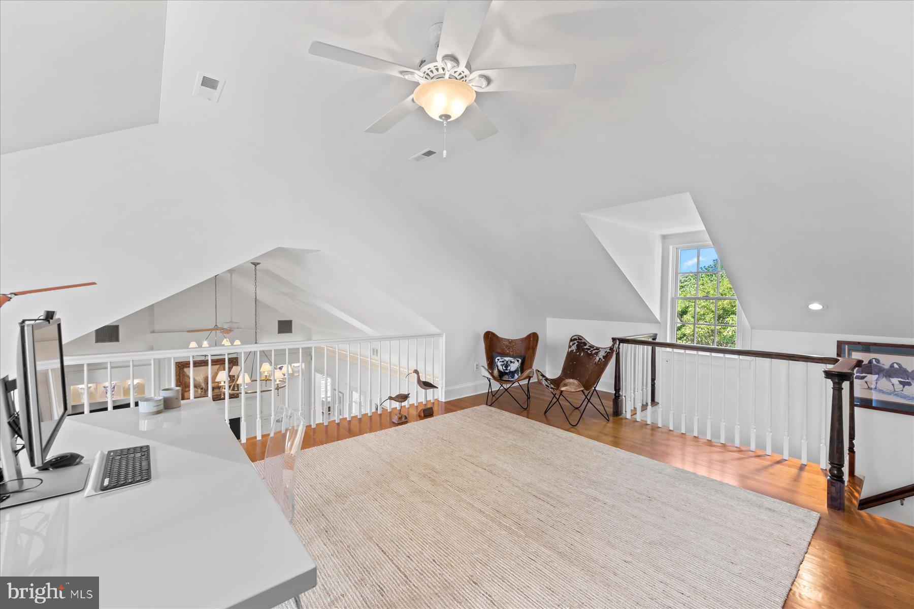 ROYAL OAK - Residential