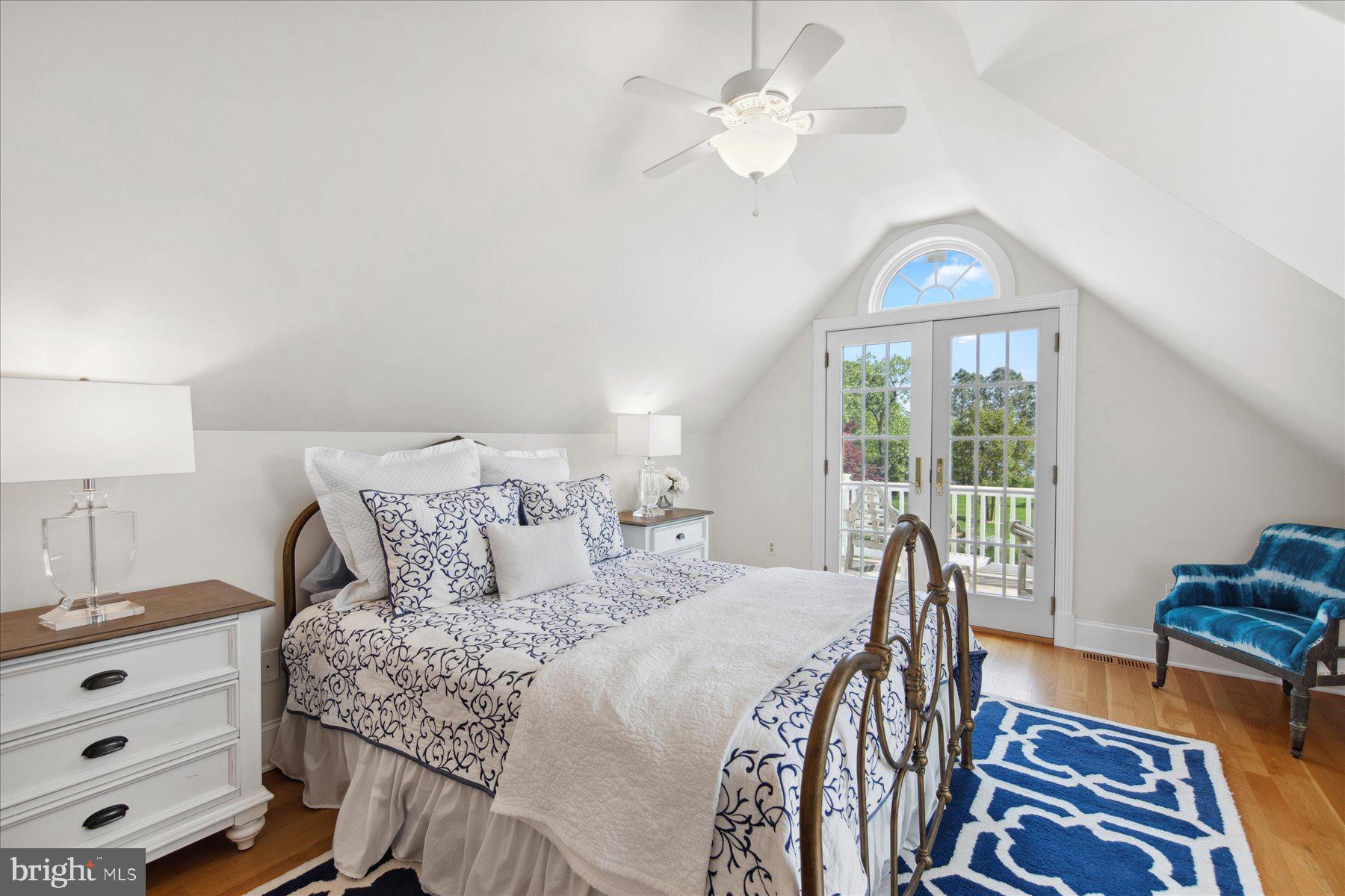 ROYAL OAK - Residential