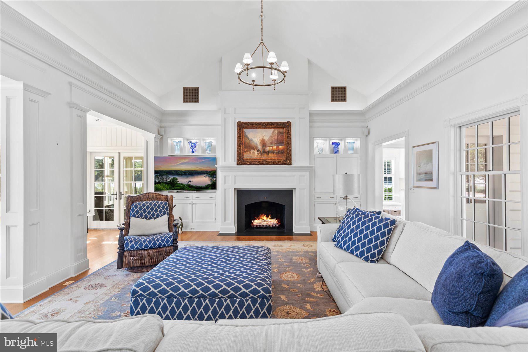 ROYAL OAK - Residential