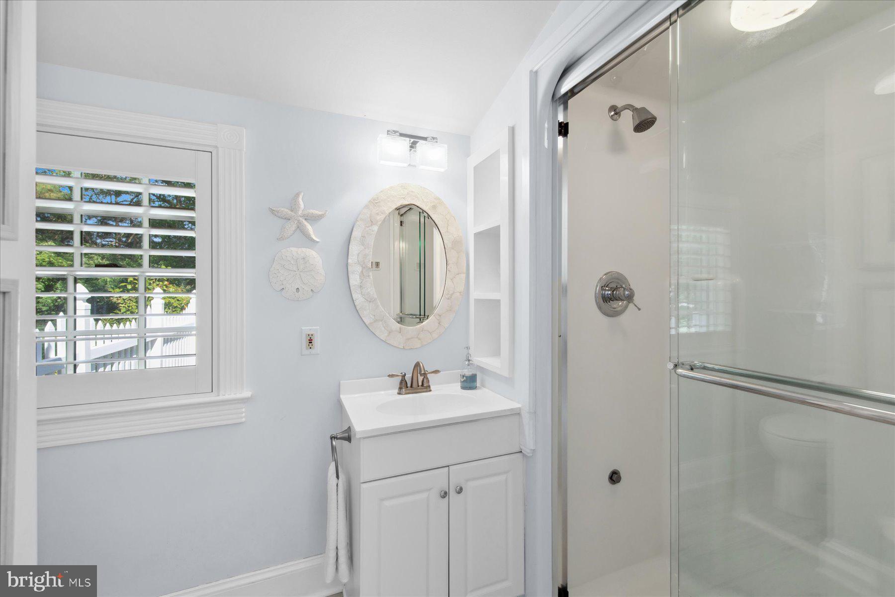 ROYAL OAK - Residential