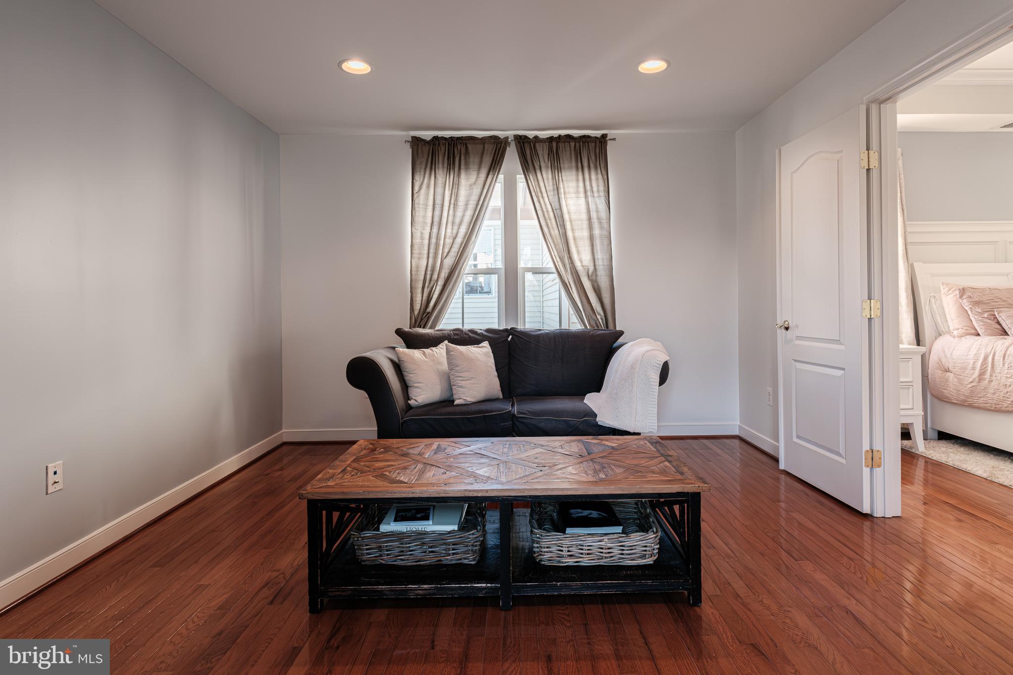 URBANA HIGHLANDS - Residential