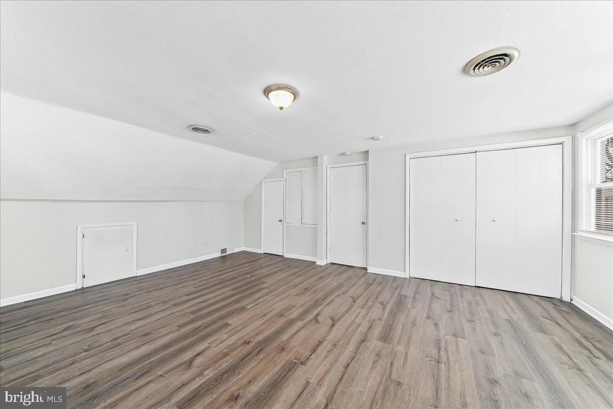 WOODBROOK - Residential