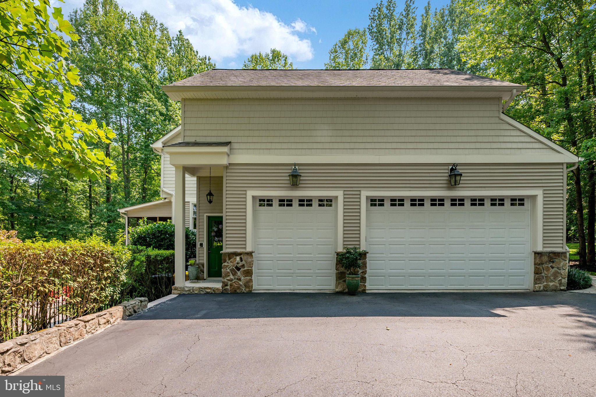 5223 GRENOCK DRIVE