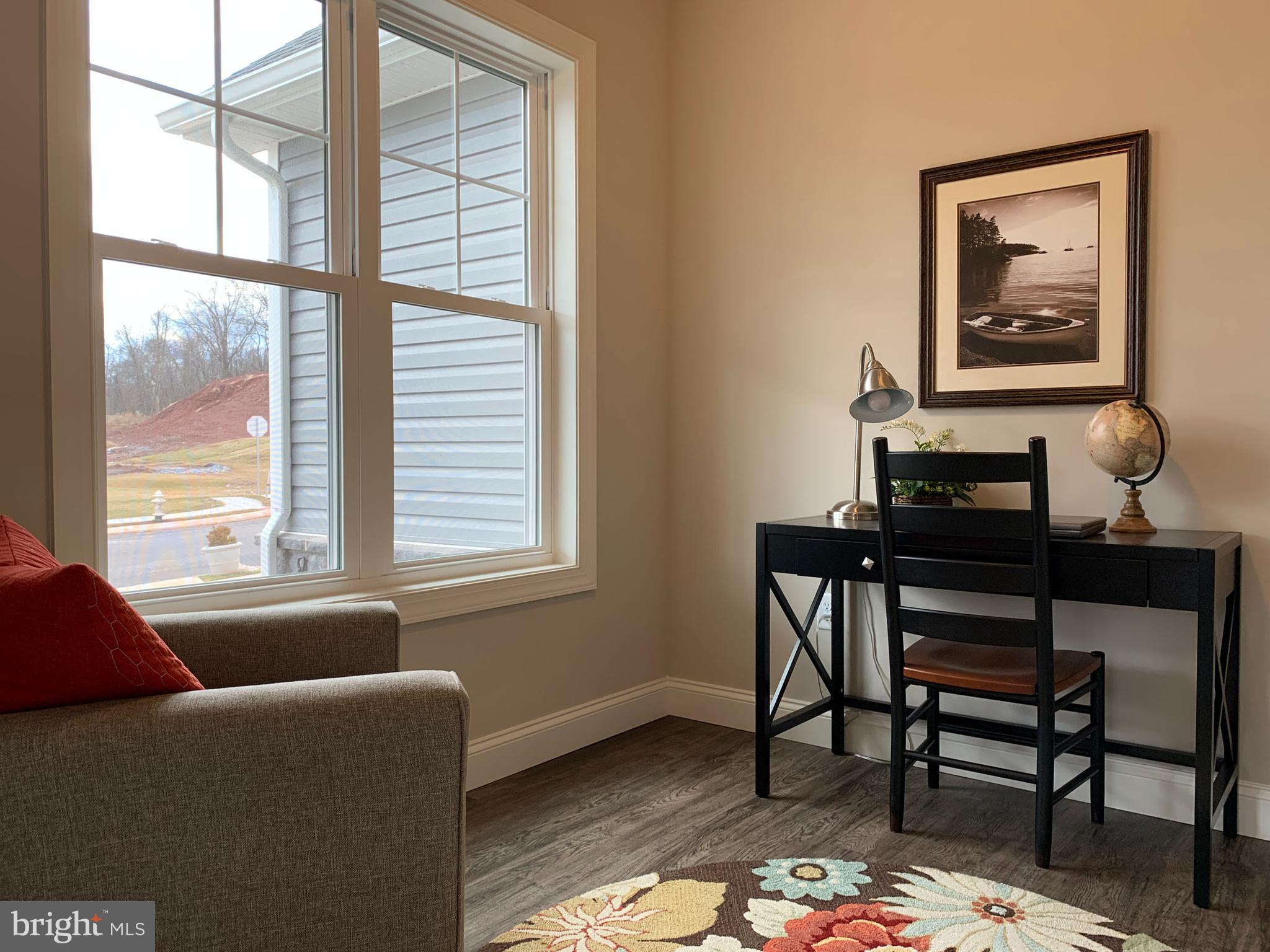 WOODLAND HILLS - Residential