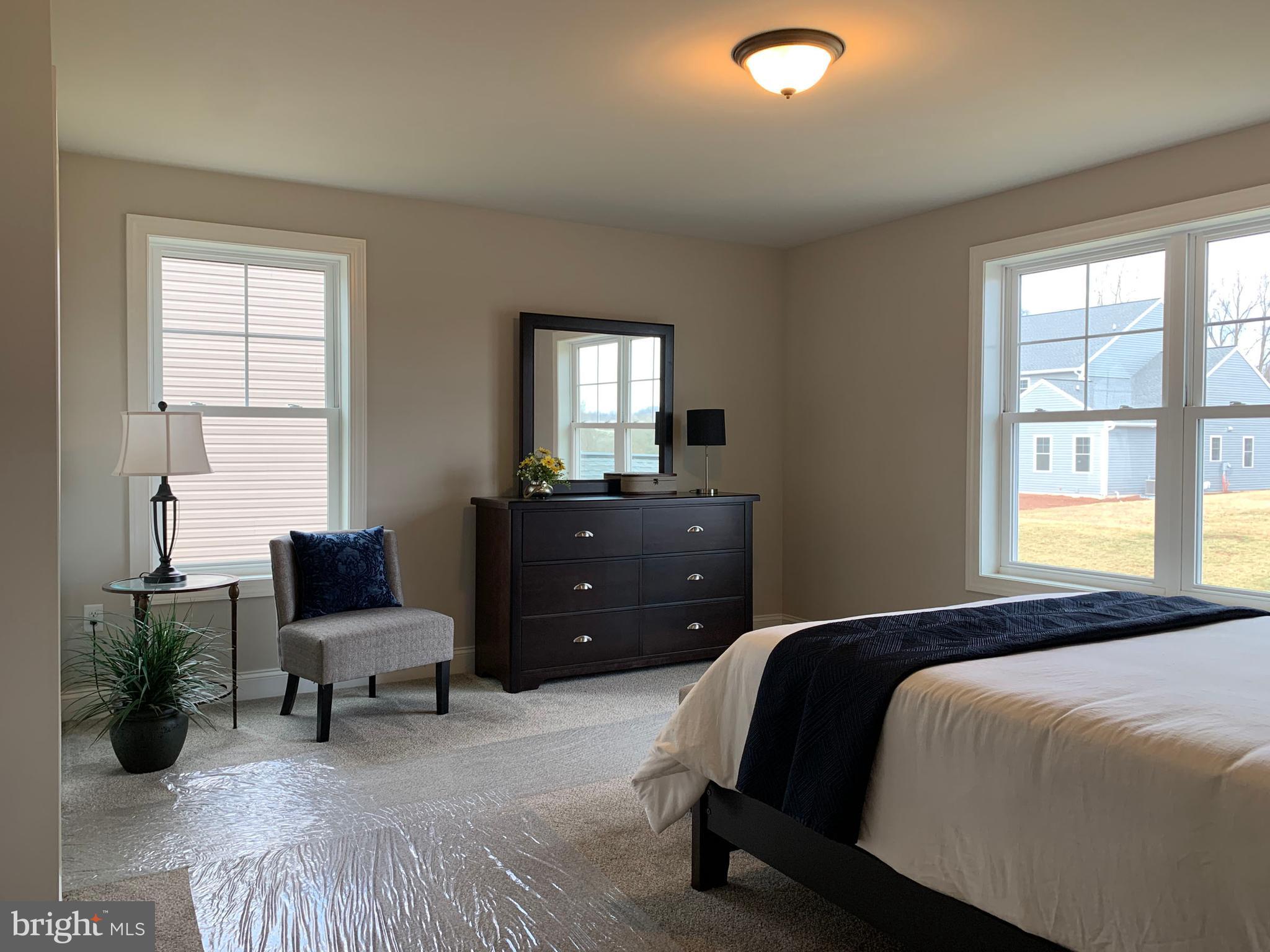 WOODLAND HILLS - Residential