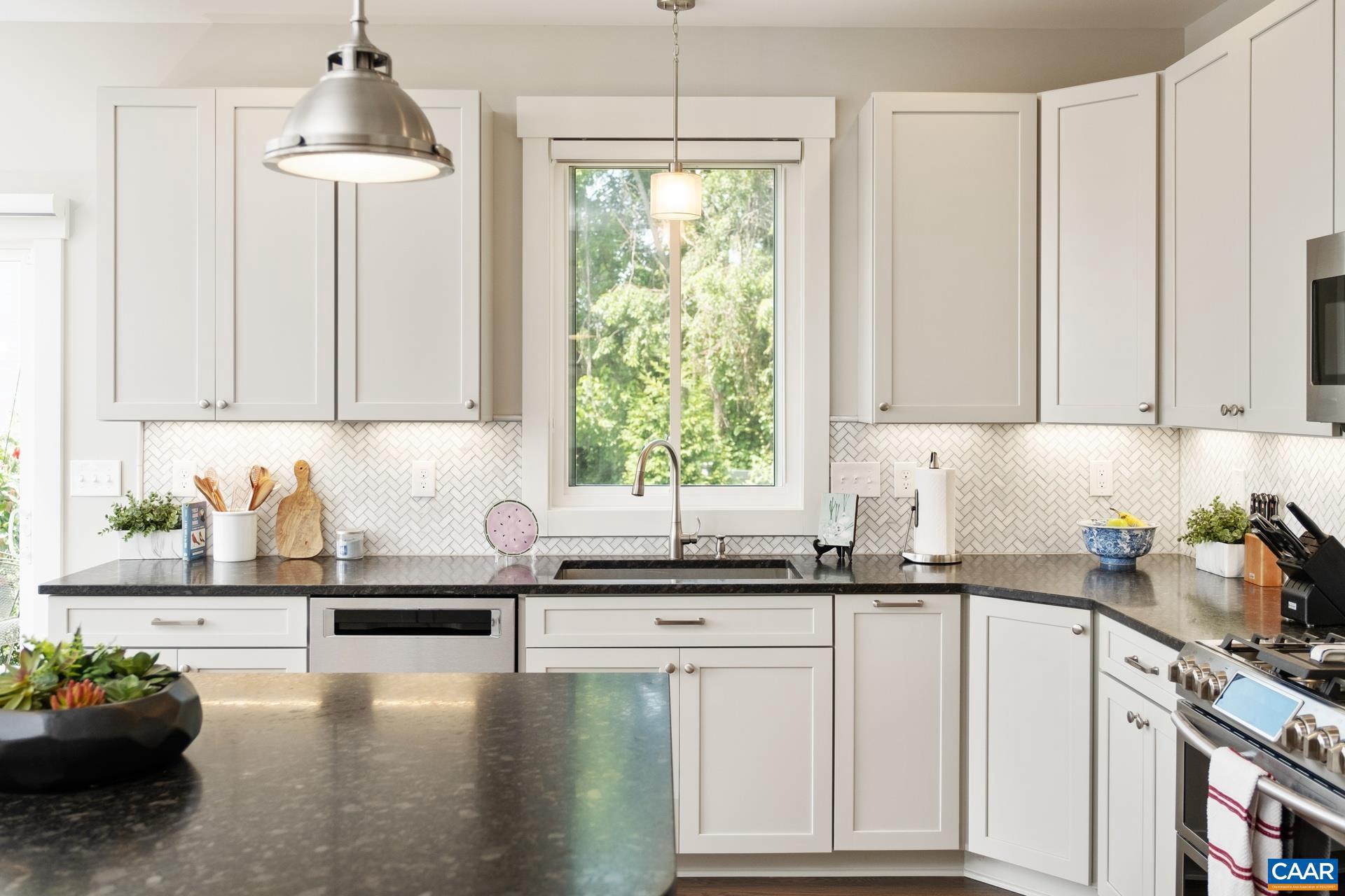 SILVER CREEK - Residential