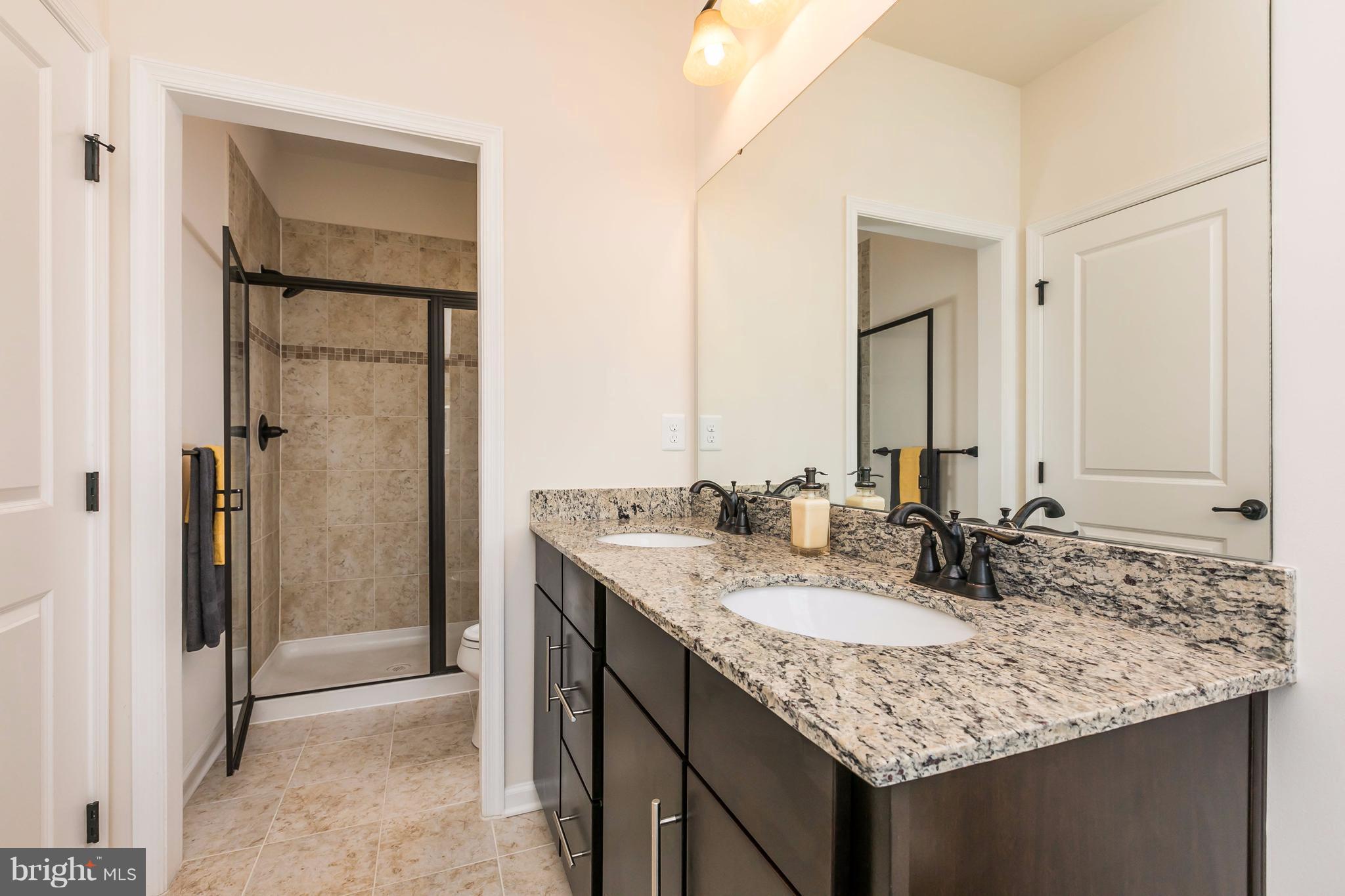 CREEKSIDE VILLAGE AT TANYARD SPRINGS - Residential Lease