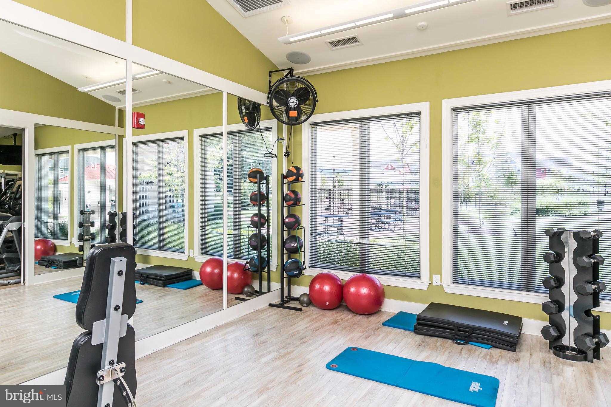 CREEKSIDE VILLAGE AT TANYARD SPRINGS - Residential Lease