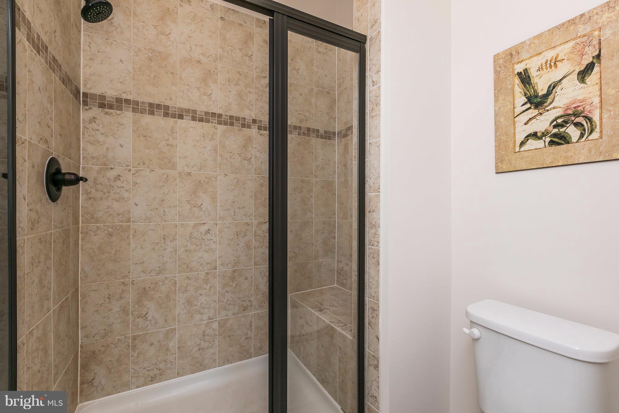 CREEKSIDE VILLAGE AT TANYARD SPRINGS - Residential Lease