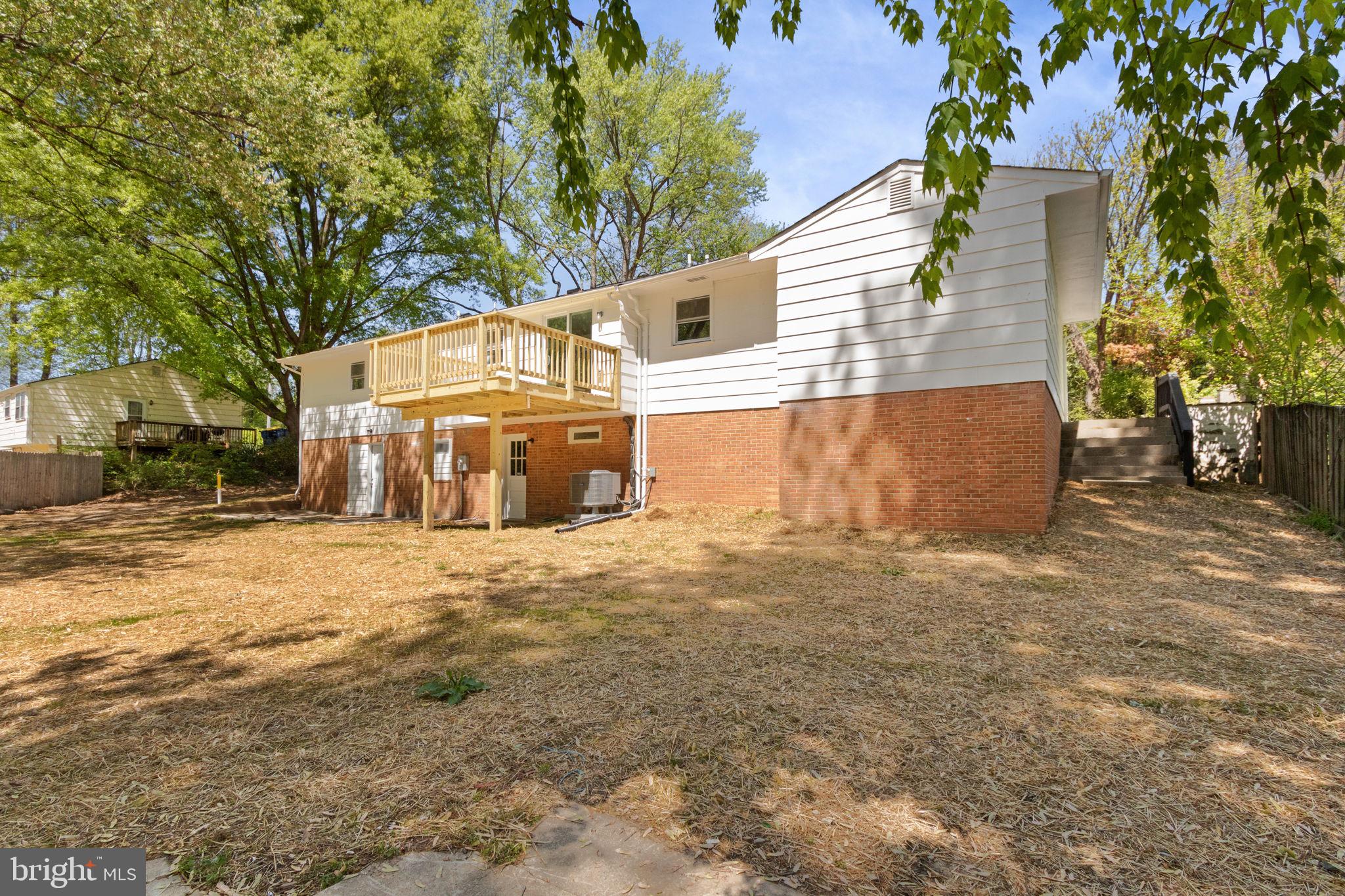 SHERATON HILLS - Residential