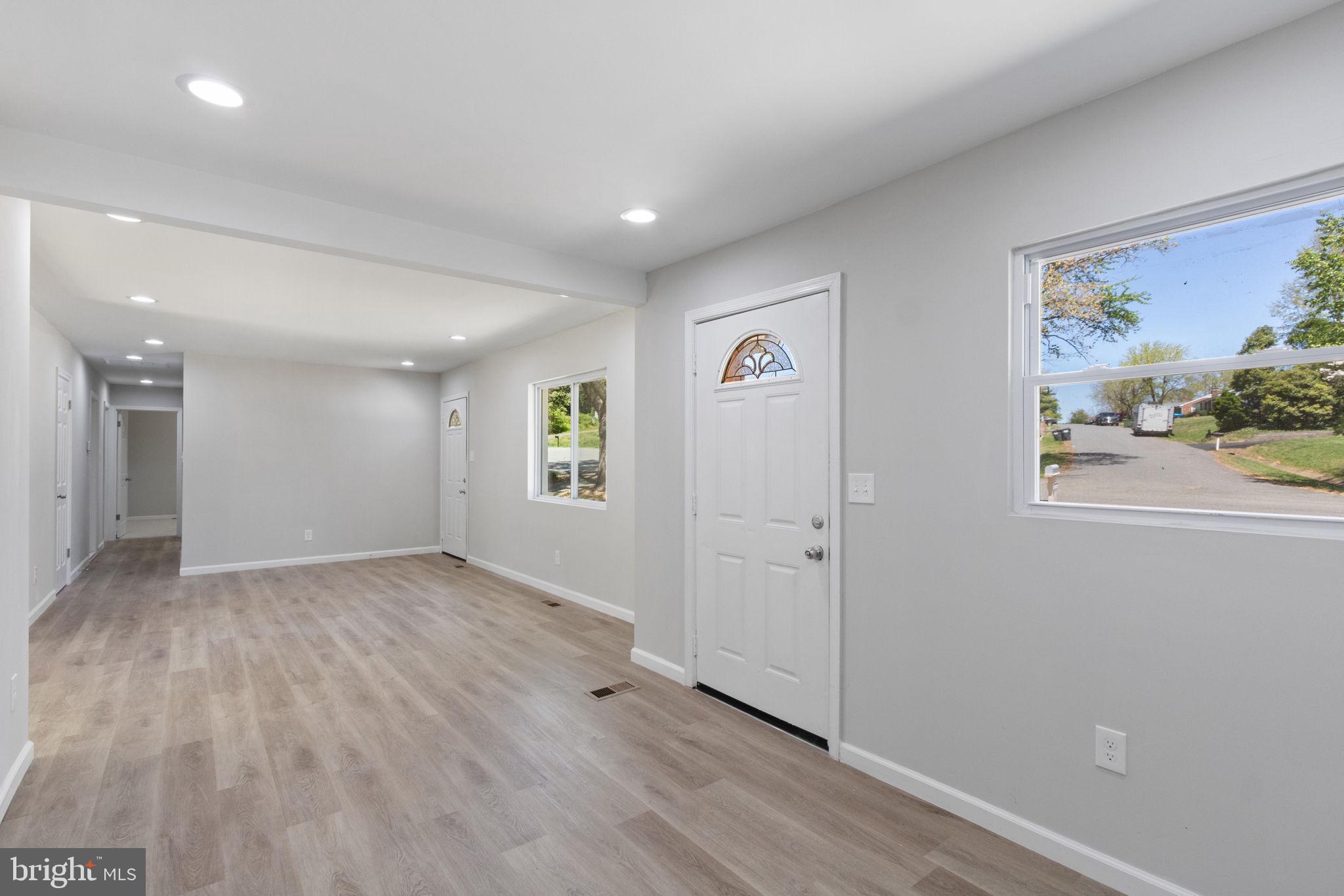 SHERATON HILLS - Residential