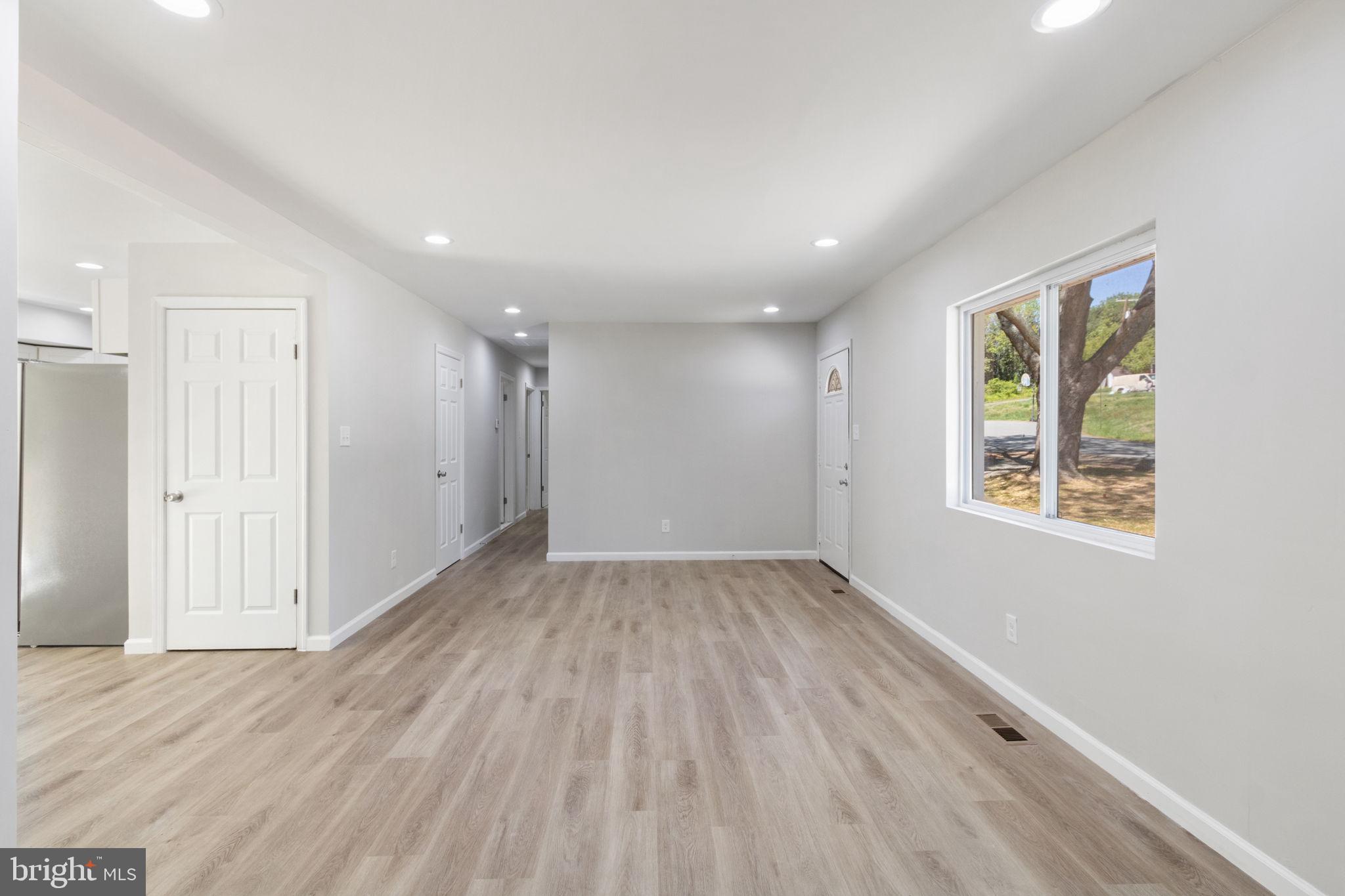 SHERATON HILLS - Residential