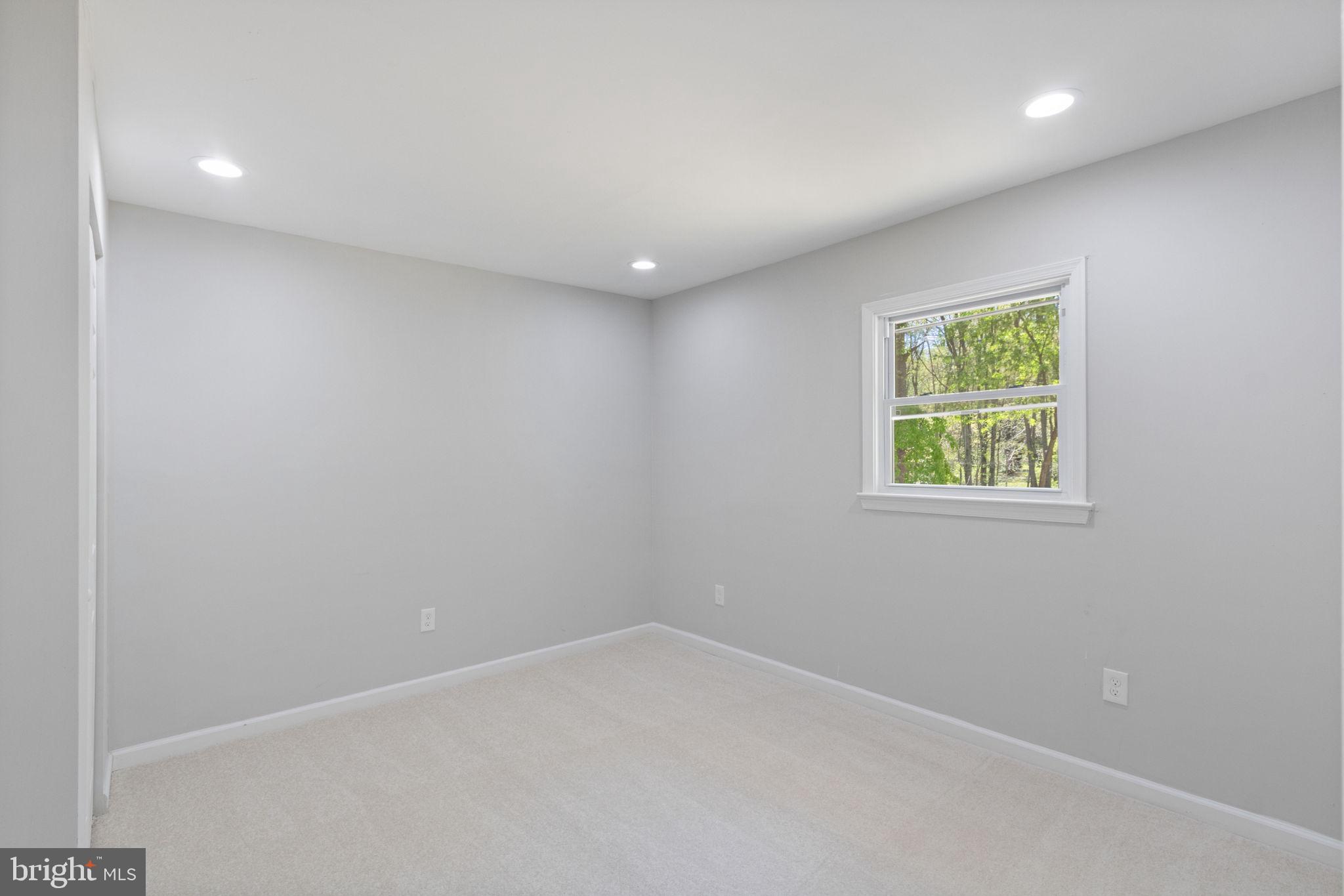 SHERATON HILLS - Residential