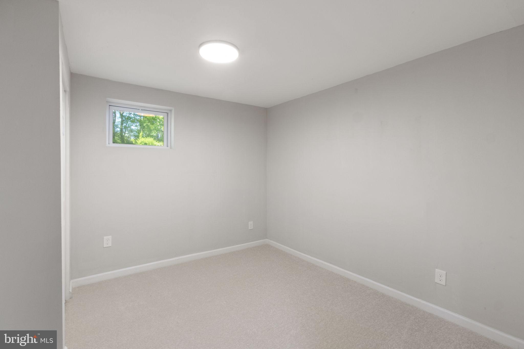 SHERATON HILLS - Residential