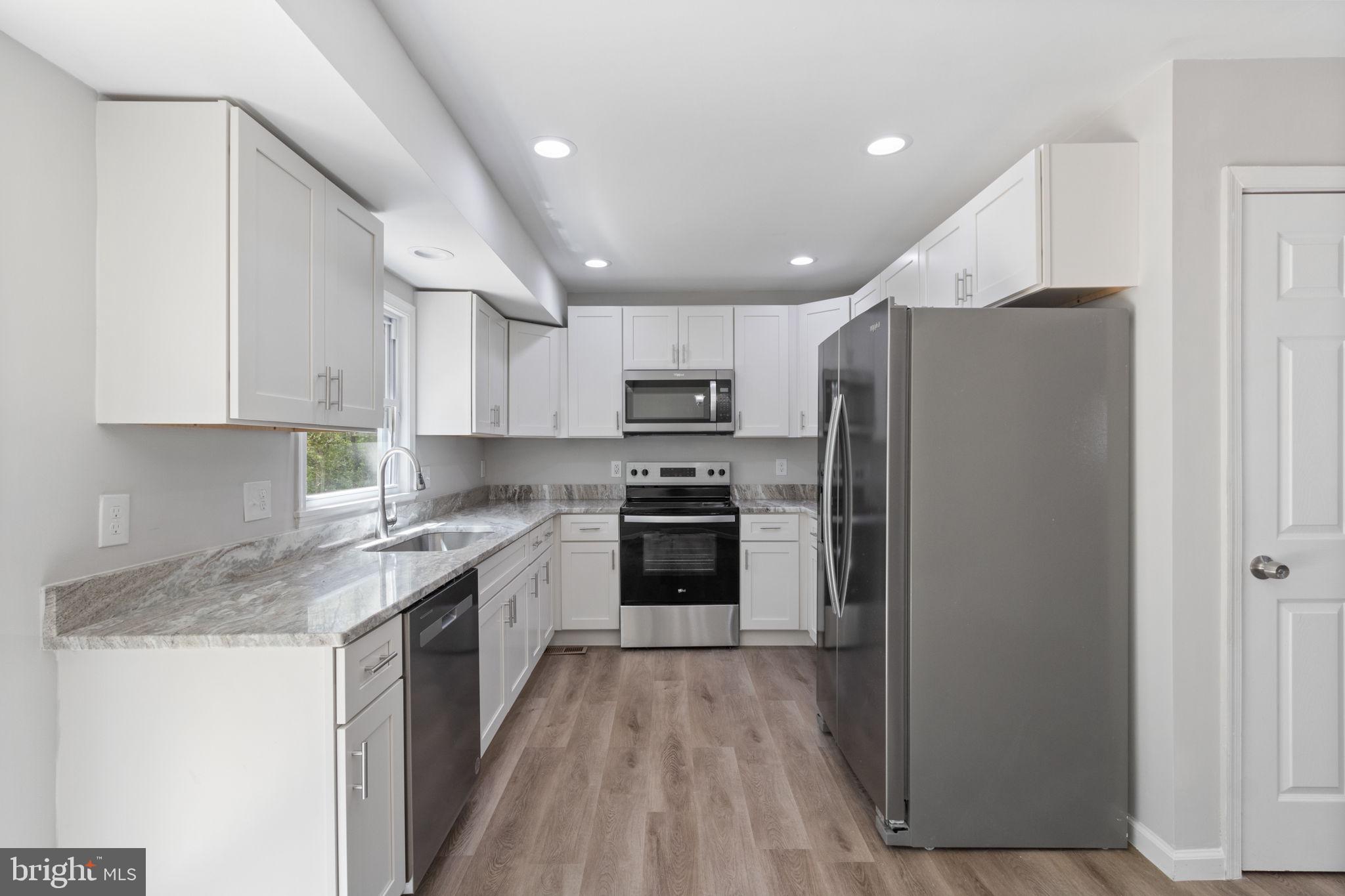 SHERATON HILLS - Residential