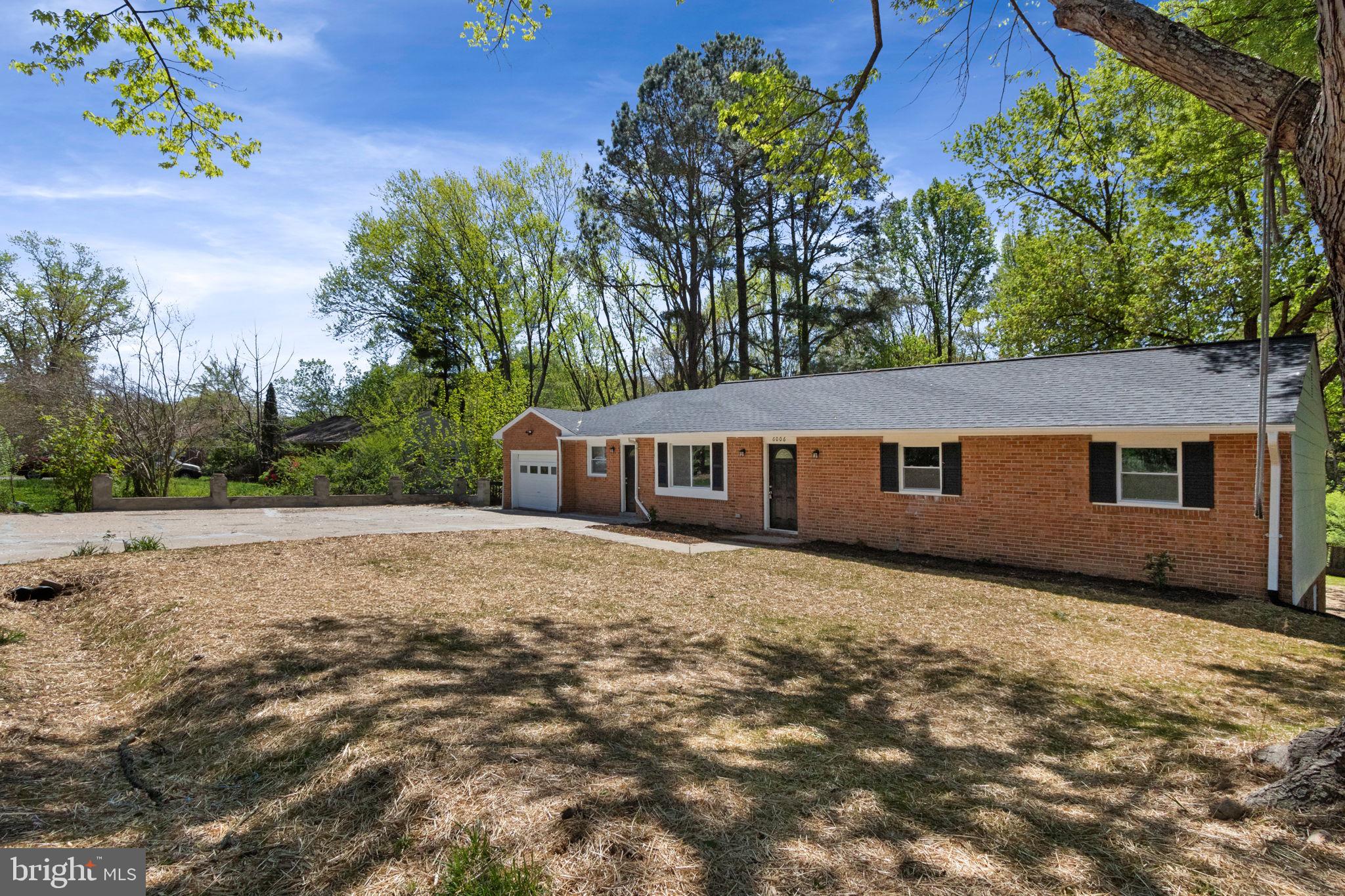 SHERATON HILLS - Residential