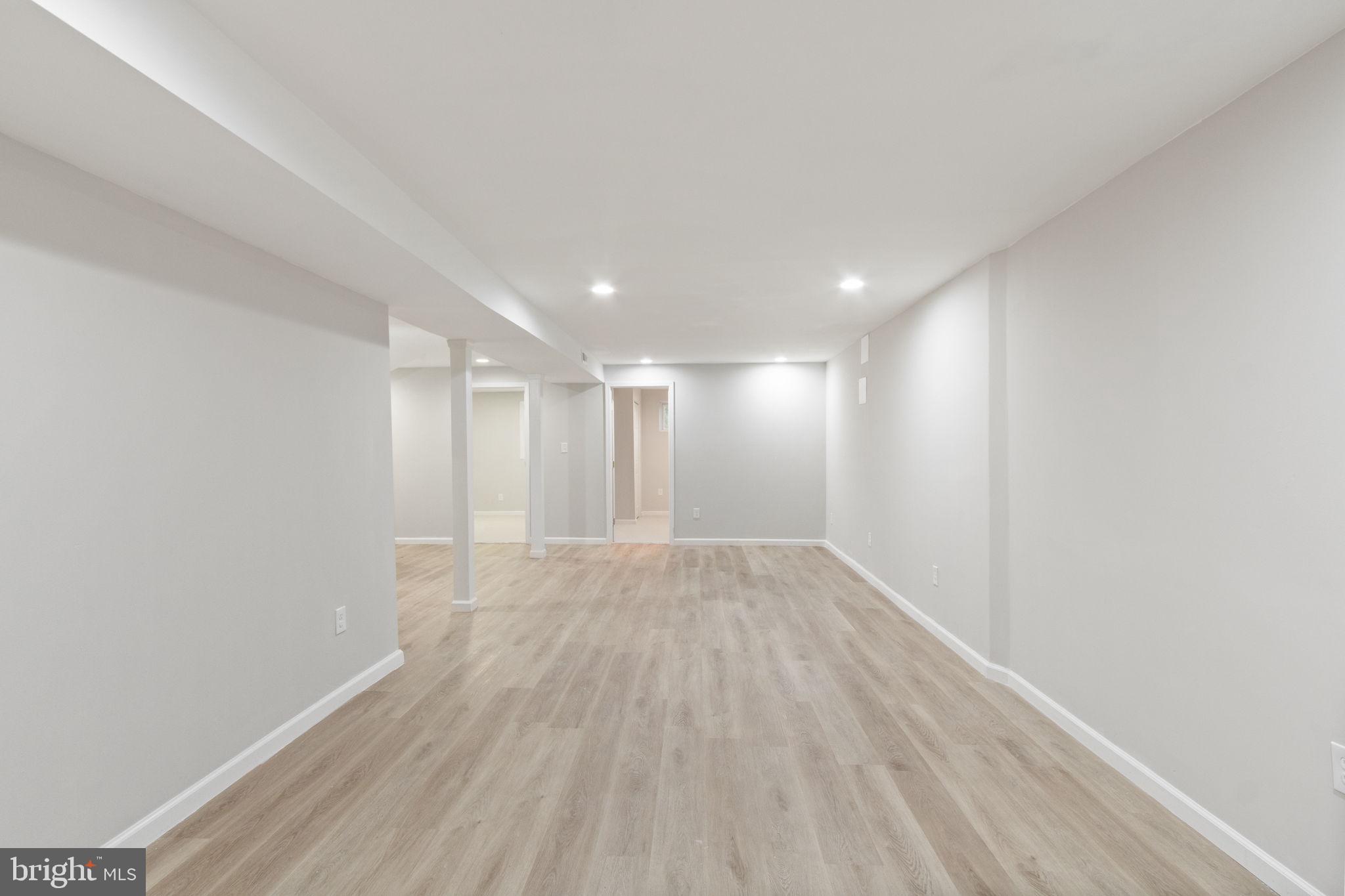 SHERATON HILLS - Residential