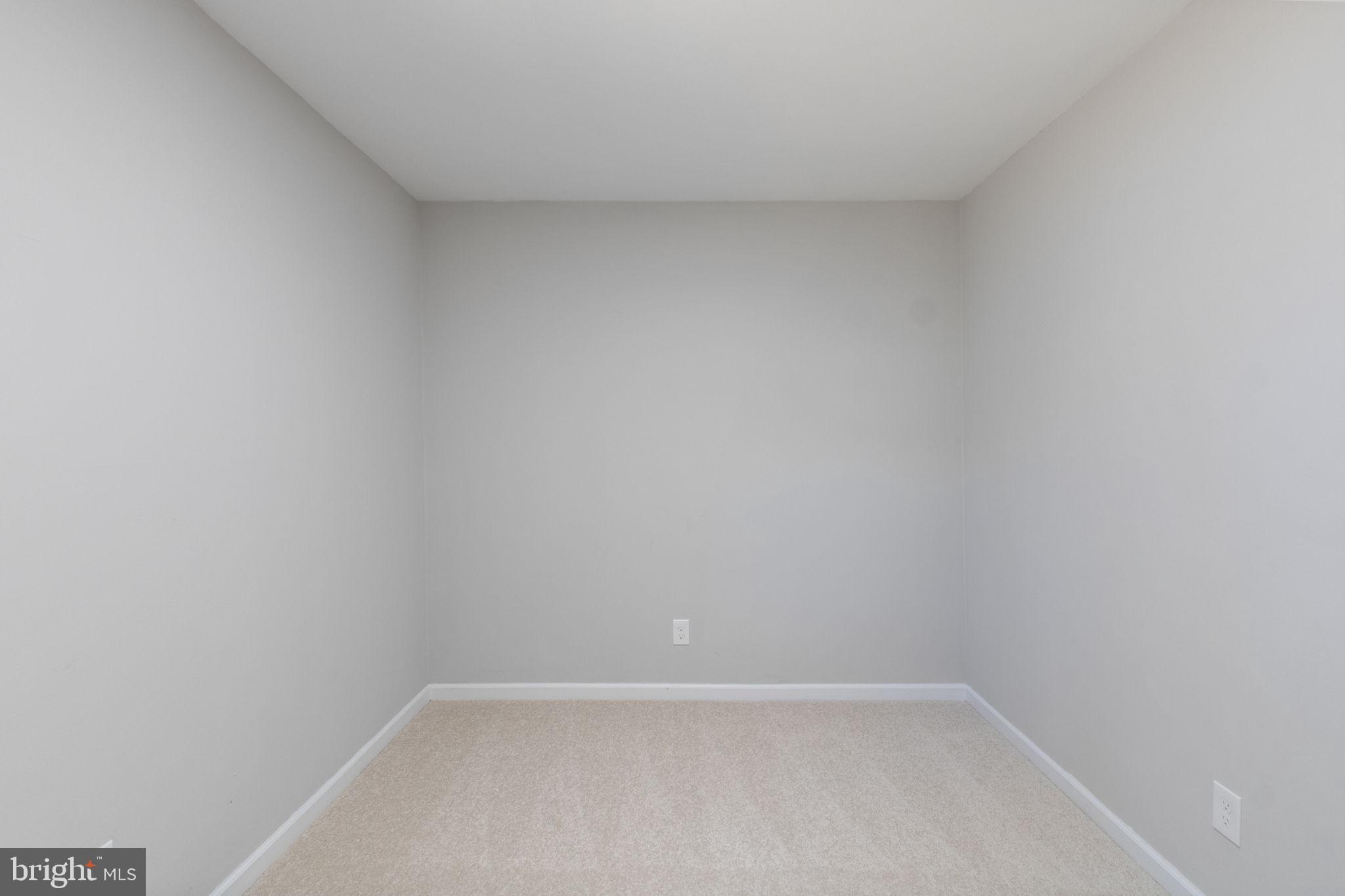 SHERATON HILLS - Residential