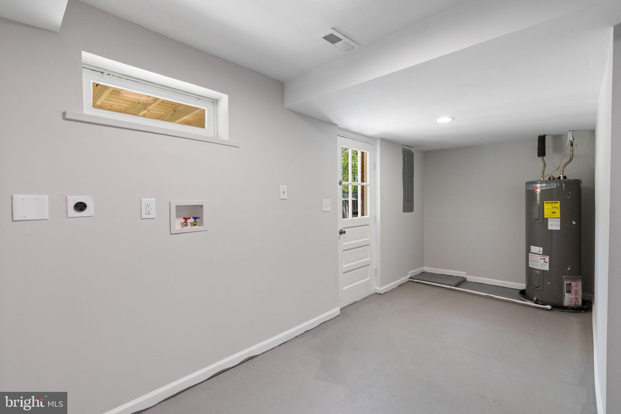 SHERATON HILLS - Residential